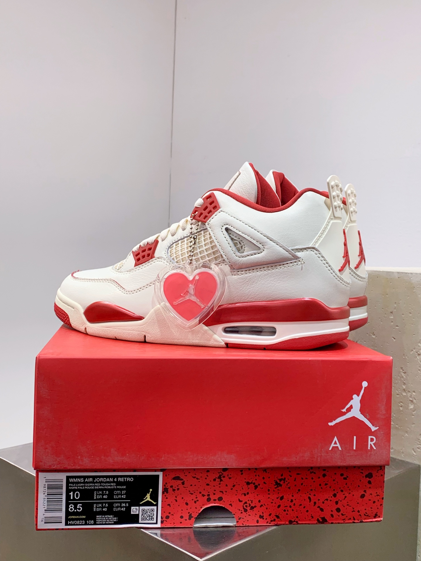 Jordan Nike Basic Shoes