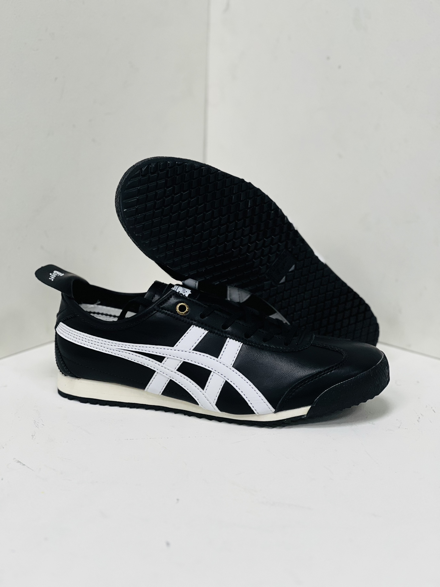 Onitsuka Tiger Basic Shoes M-s
