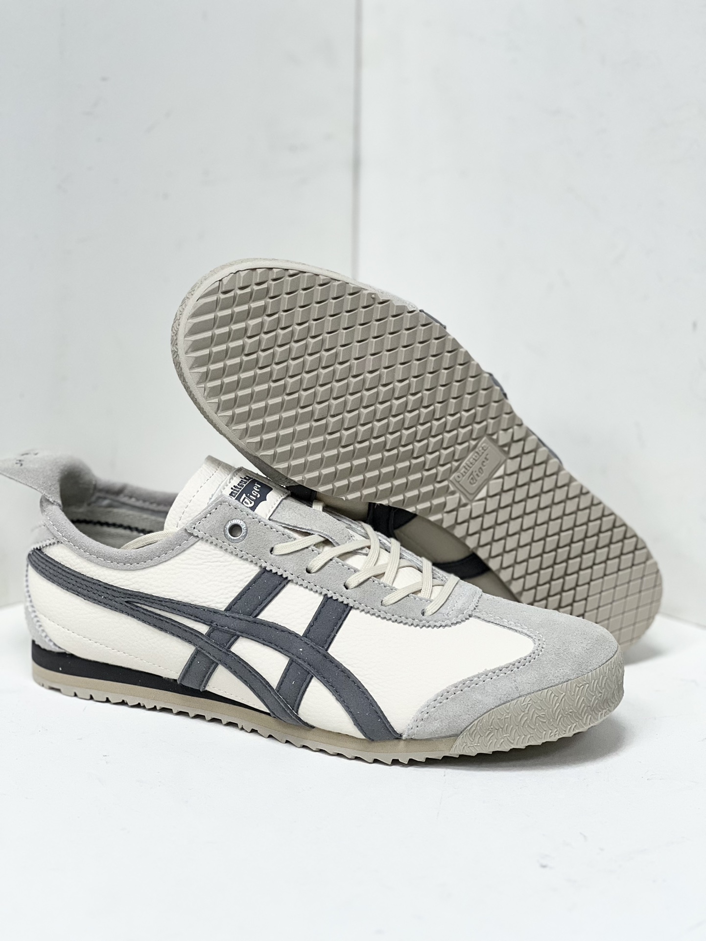 Onitsuka Tiger Basic Shoes M-s