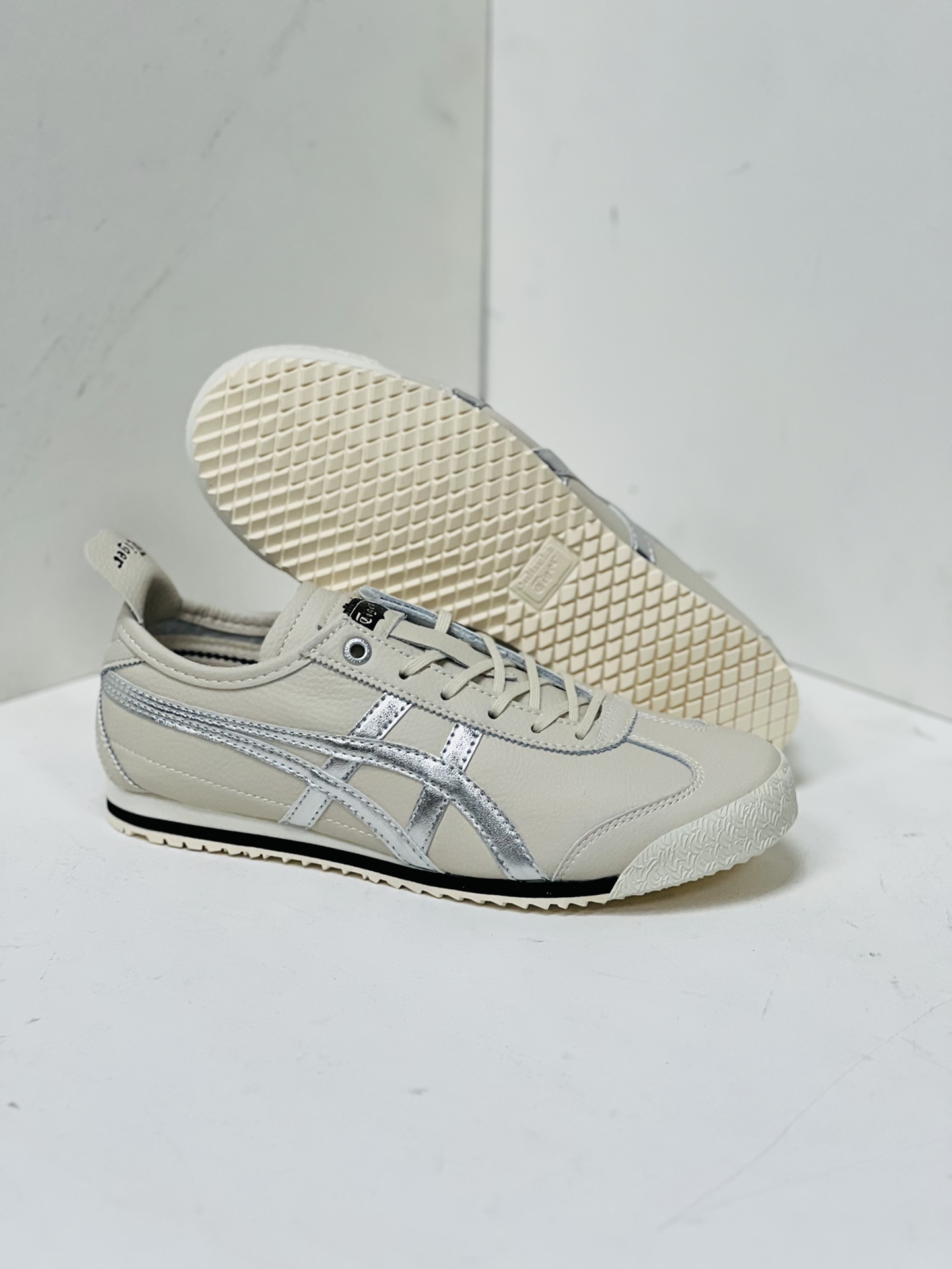 Onitsuka Tiger Basic Shoes M-s