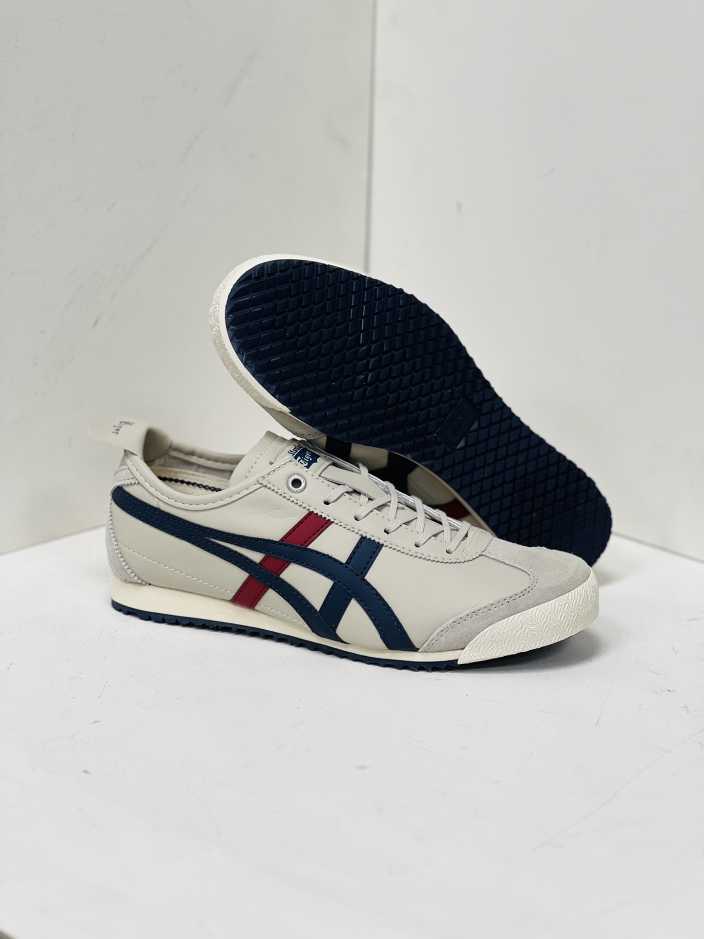 Onitsuka Tiger Basic Shoes M-s