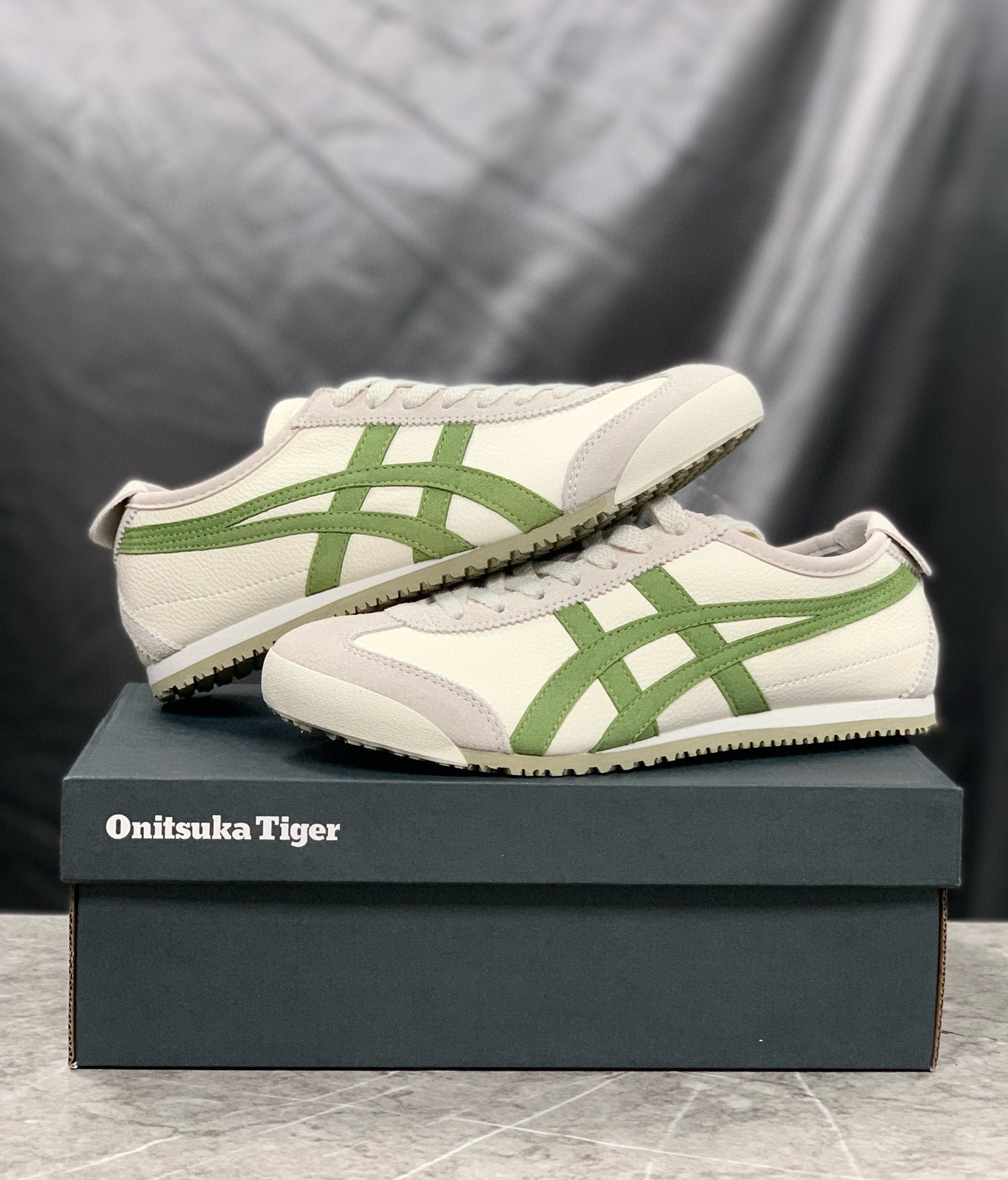 Asics Canvas Shoes Canvas M-l-s