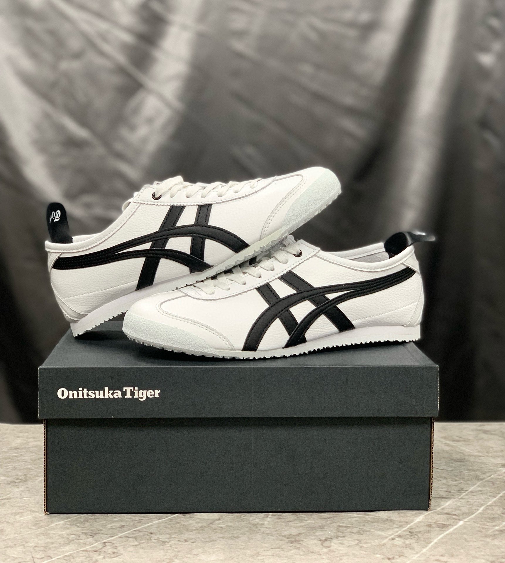 Asics Onitsuka Tiger Canvas Shoes Canvas M-l-s