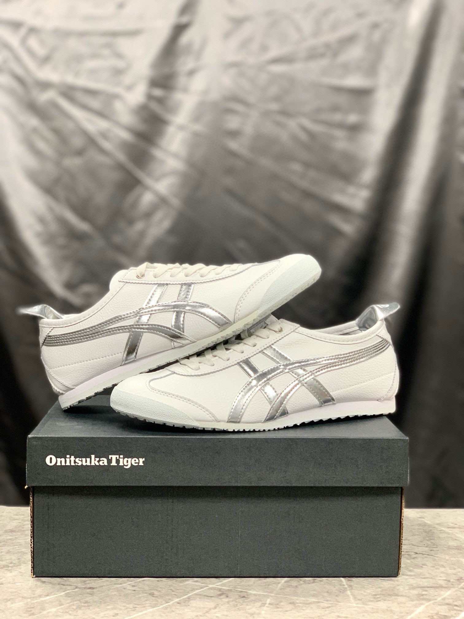 Asics Onitsuka Tiger Canvas Shoes Canvas M-l-s