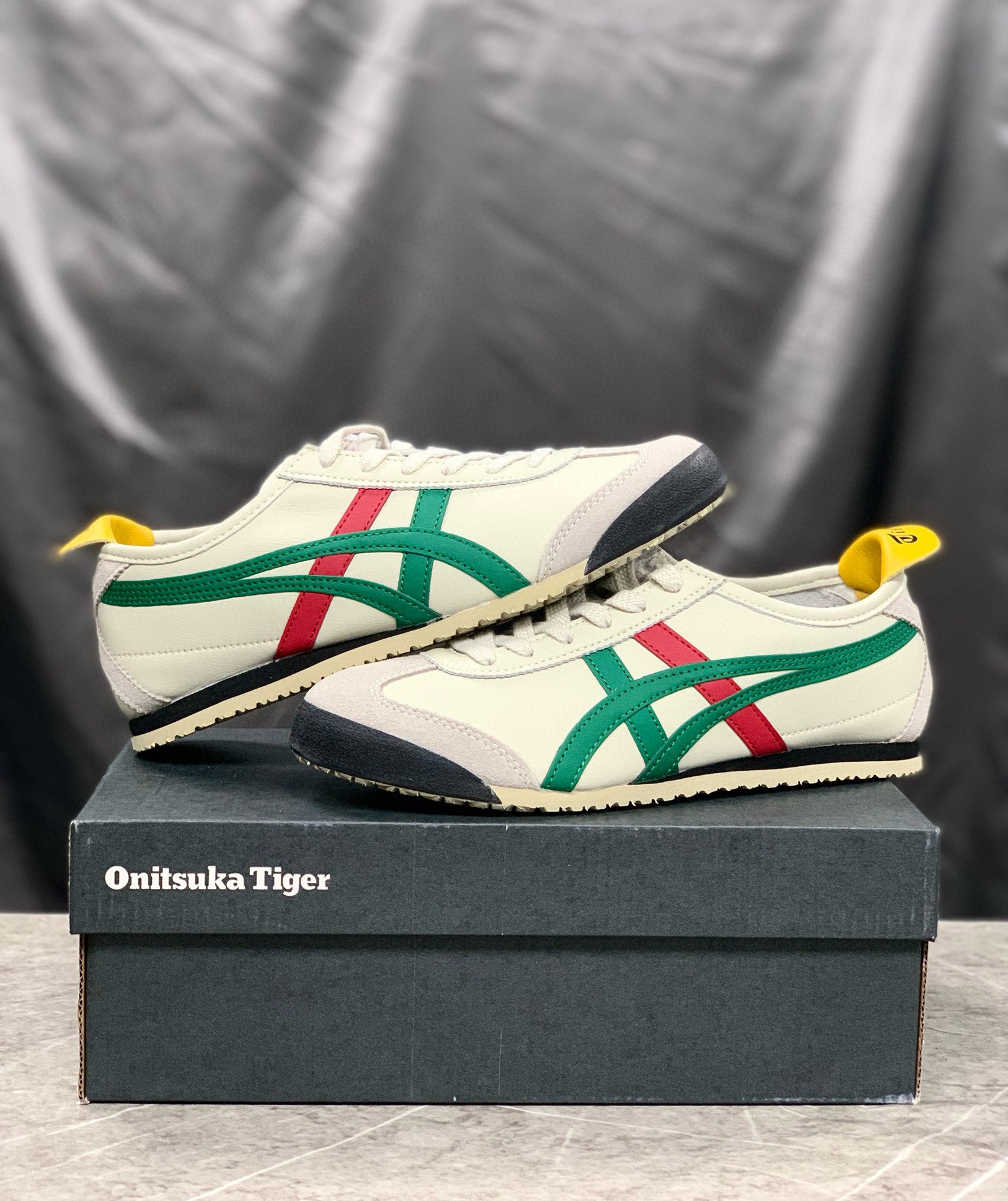 Asics Onitsuka Tiger Canvas Shoes Canvas M-l-s
