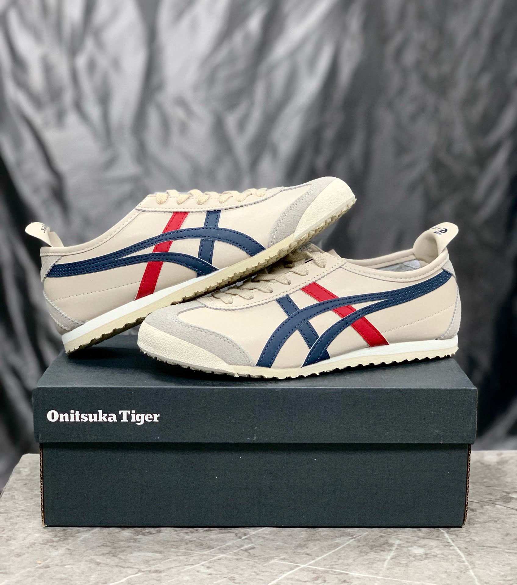 Asics Onitsuka Tiger Canvas Shoes Canvas M-l-s