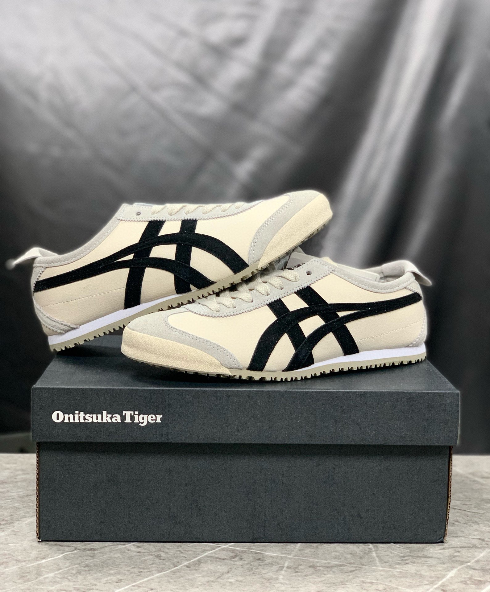 Asics Onitsuka Tiger Canvas Shoes Canvas M-l-s