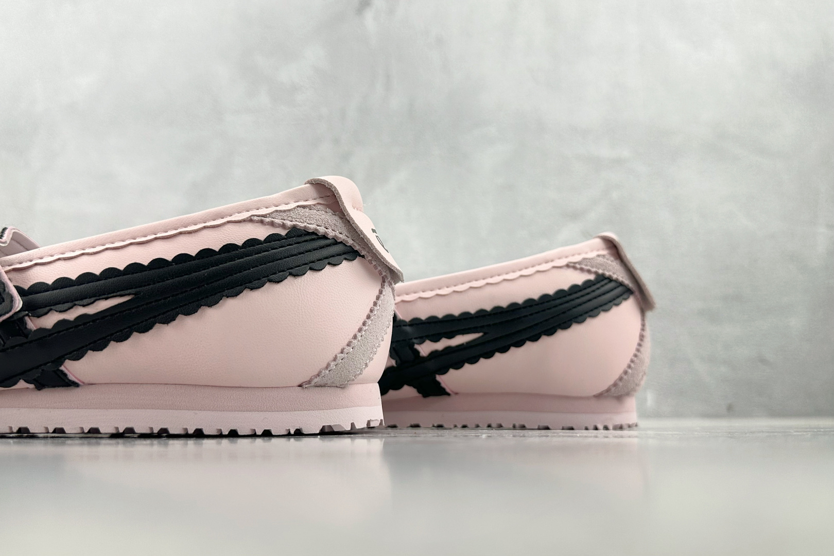 Onitsuka Tiger Basic Shoes Pink M-s