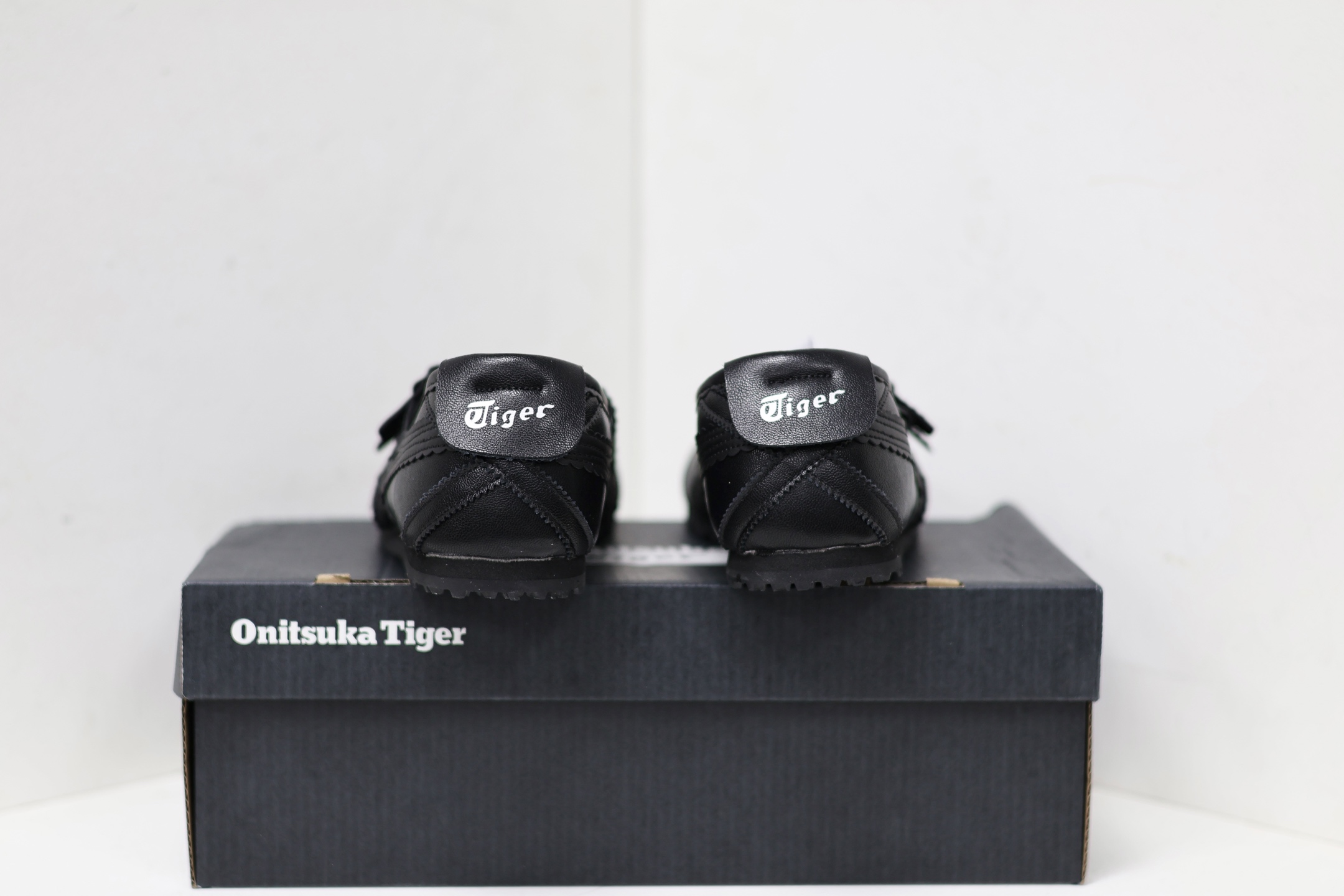 Onitsuka Tiger Basic Shoes Breathable M-s