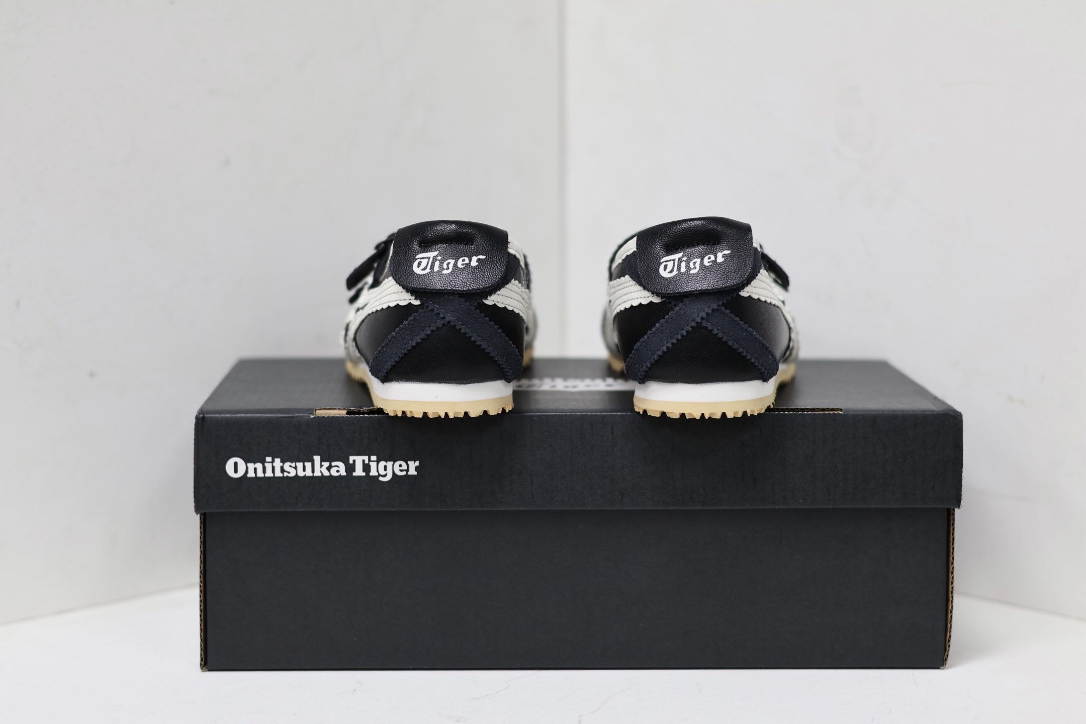 Onitsuka Tiger Basic Shoes Breathable M-s