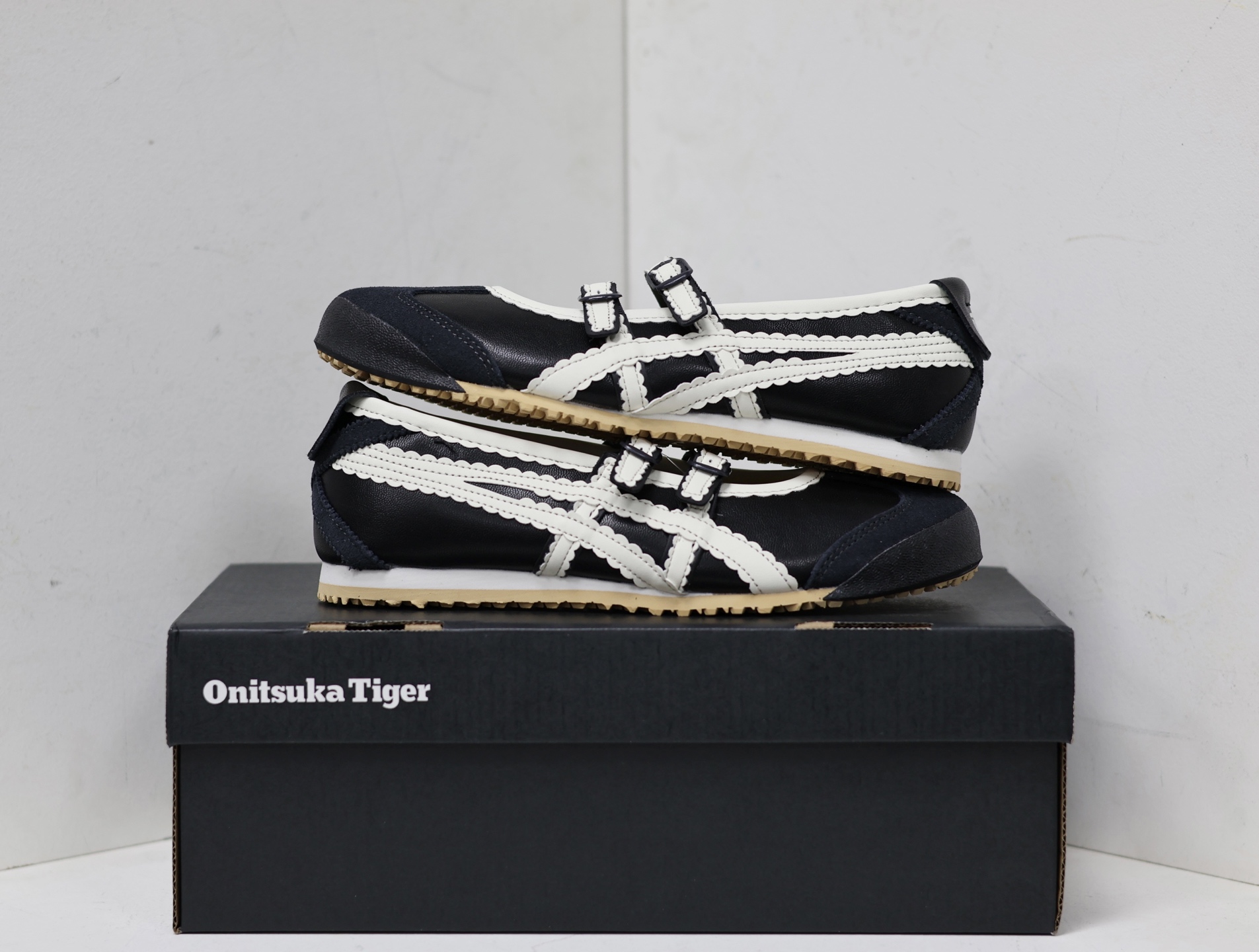Onitsuka Tiger Basic Shoes Breathable M-s