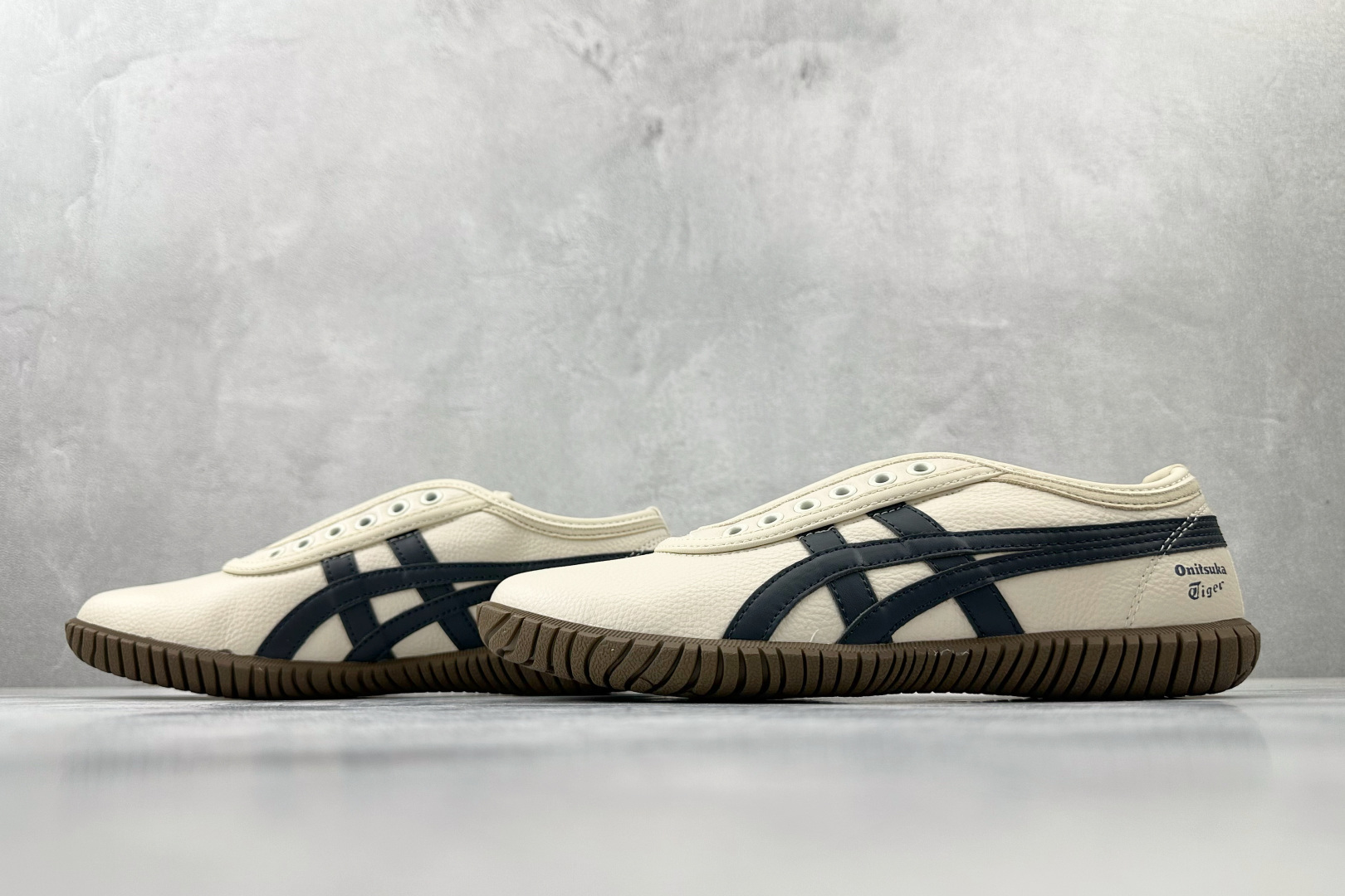 Onitsuka Tiger Basic Shoes L-s