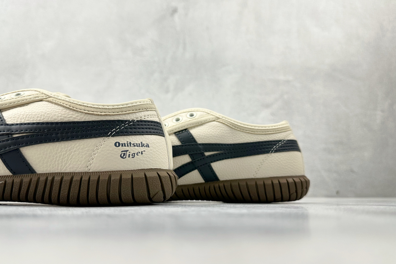 Onitsuka Tiger Basic Shoes L-s