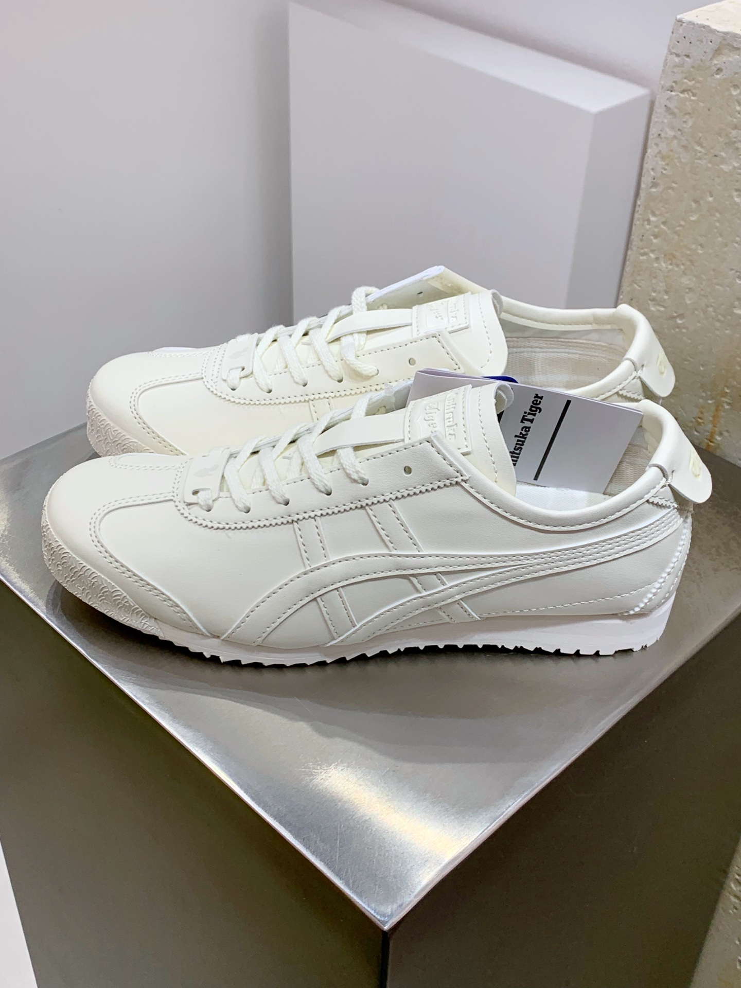Onitsuka Tiger Basic Shoes M-l-s