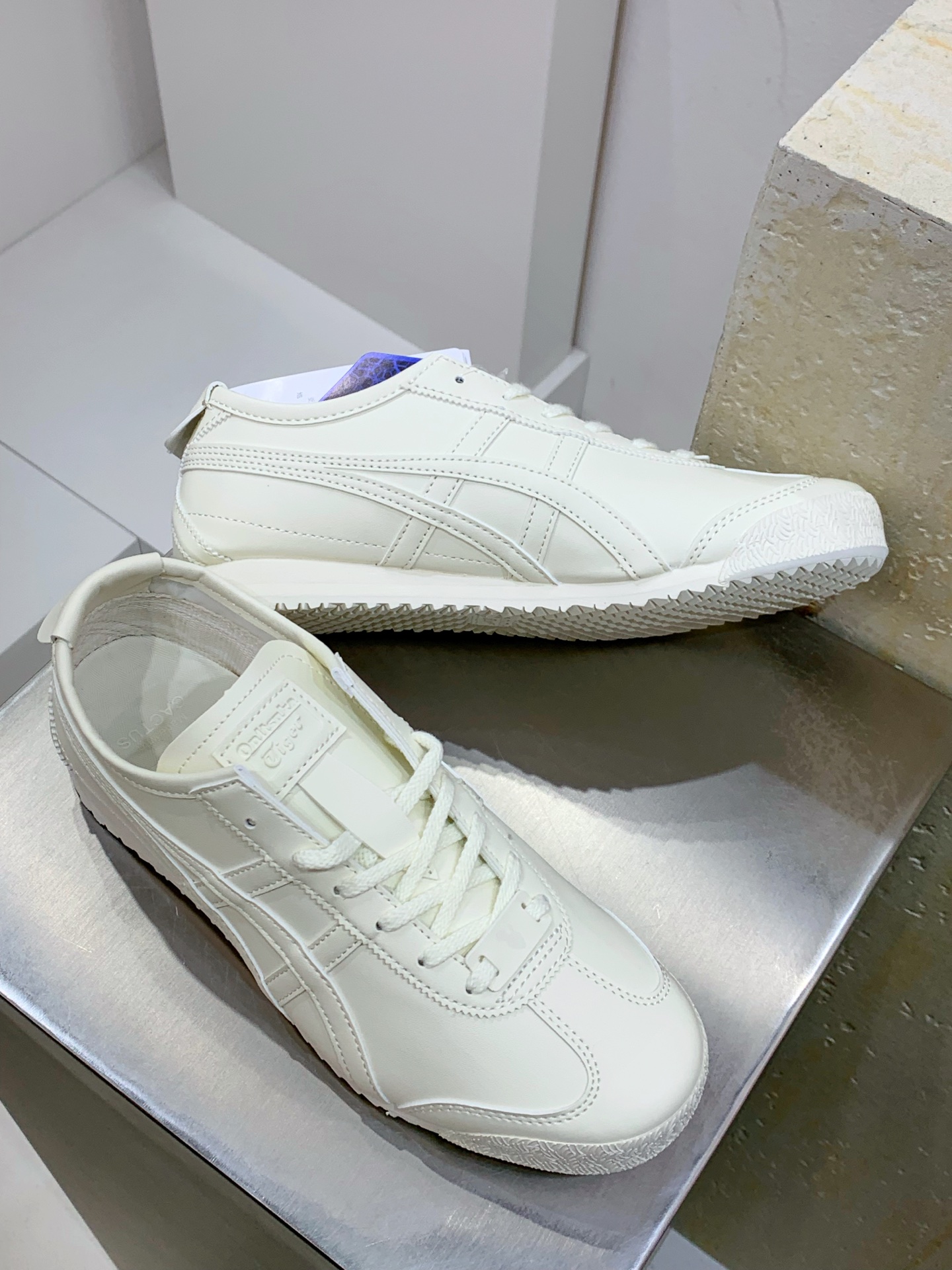 Onitsuka Tiger Basic Shoes M-l-s
