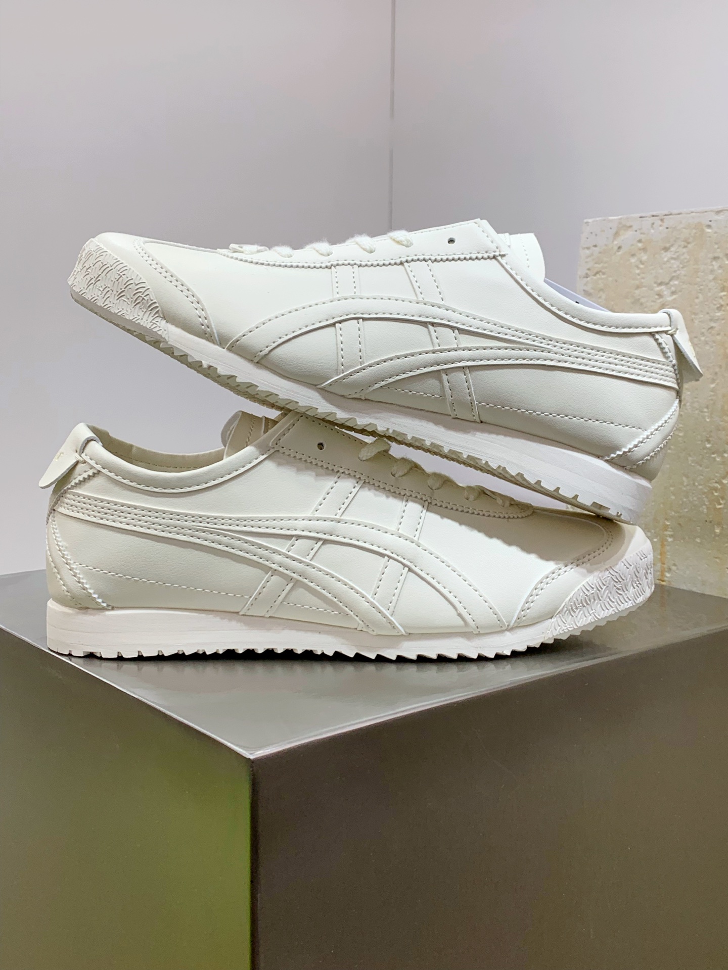 Onitsuka Tiger Basic Shoes M-l-s