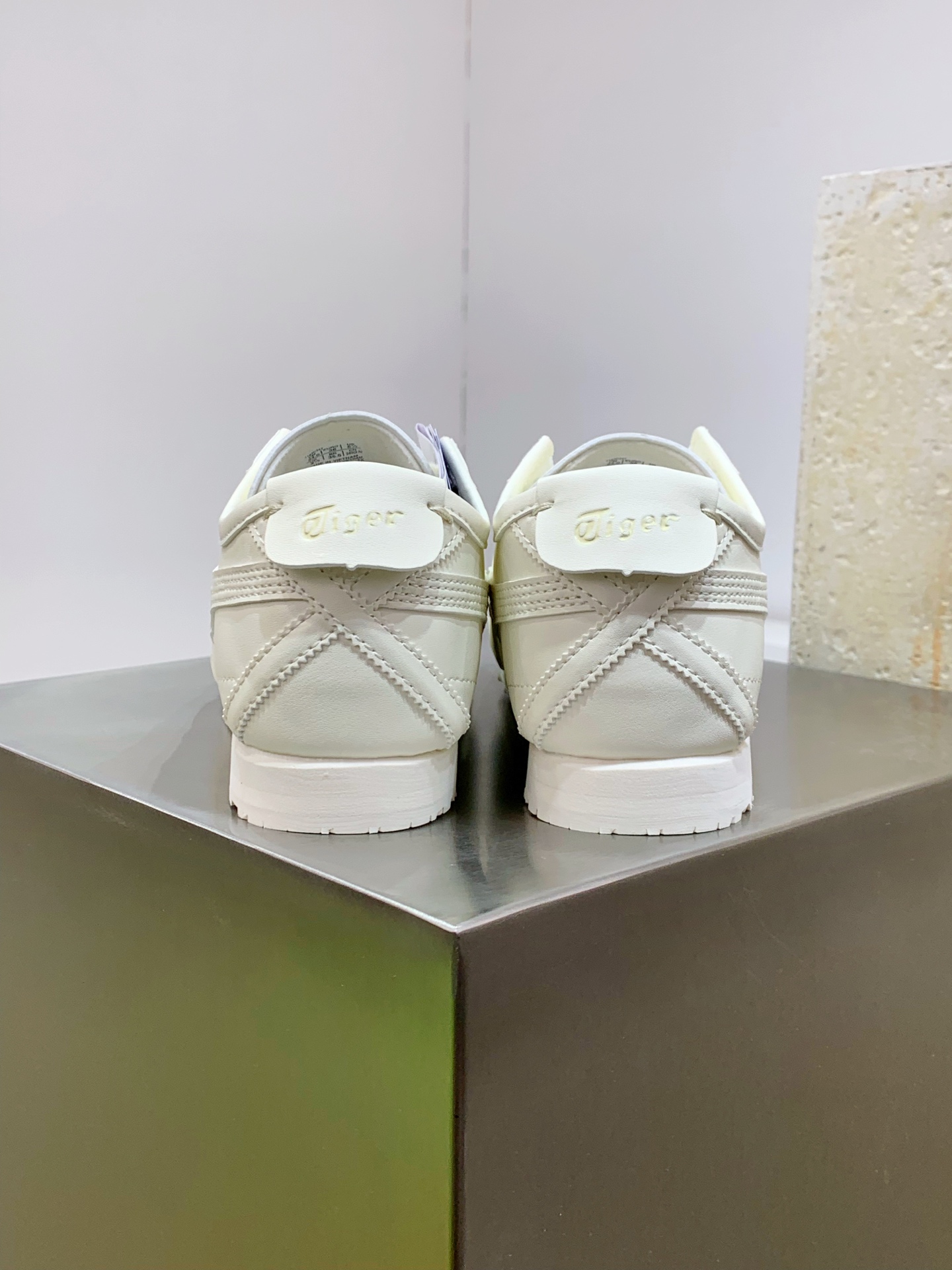 Onitsuka Tiger Basic Shoes M-l-s