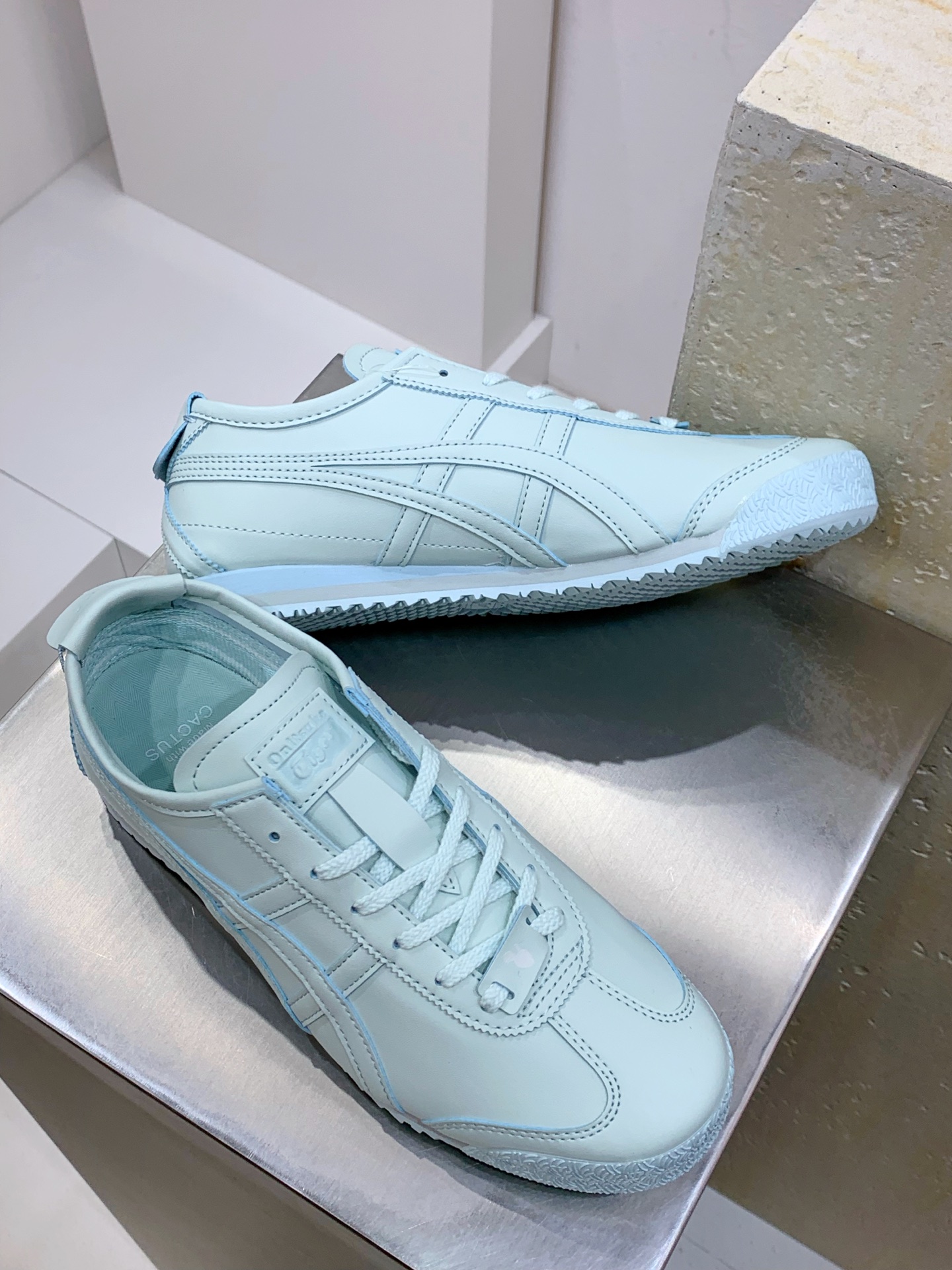 Onitsuka Tiger Basic Shoes M-l-s