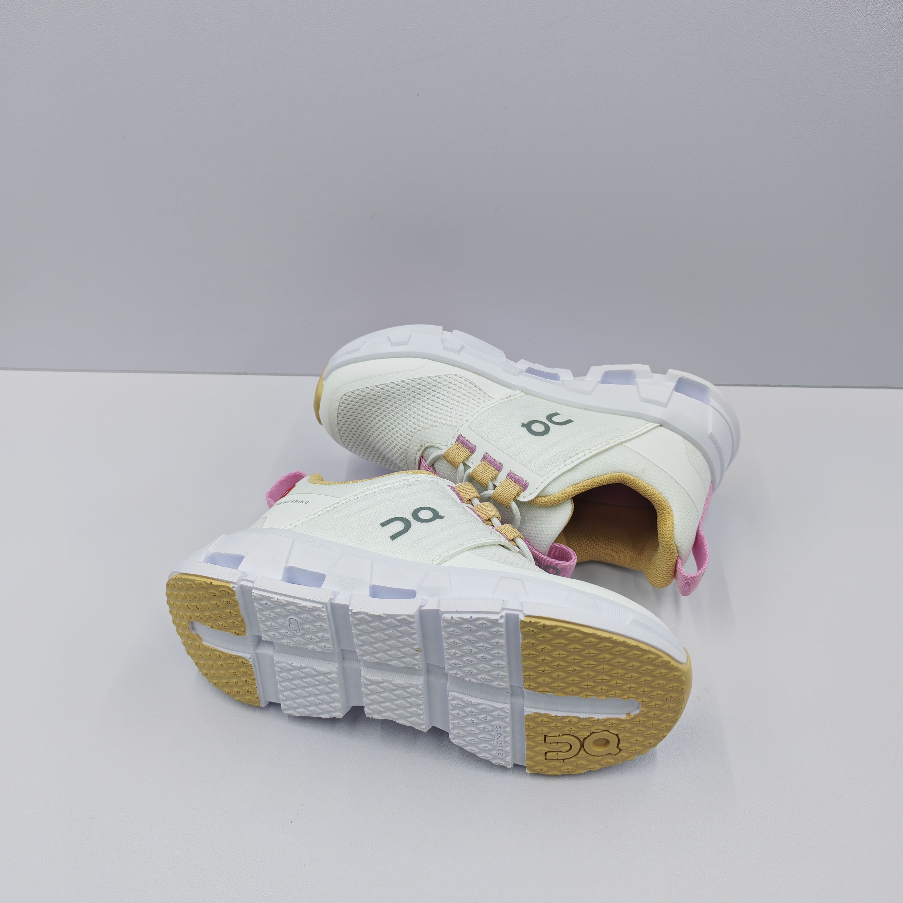 Basic Shoes Breathable L-s