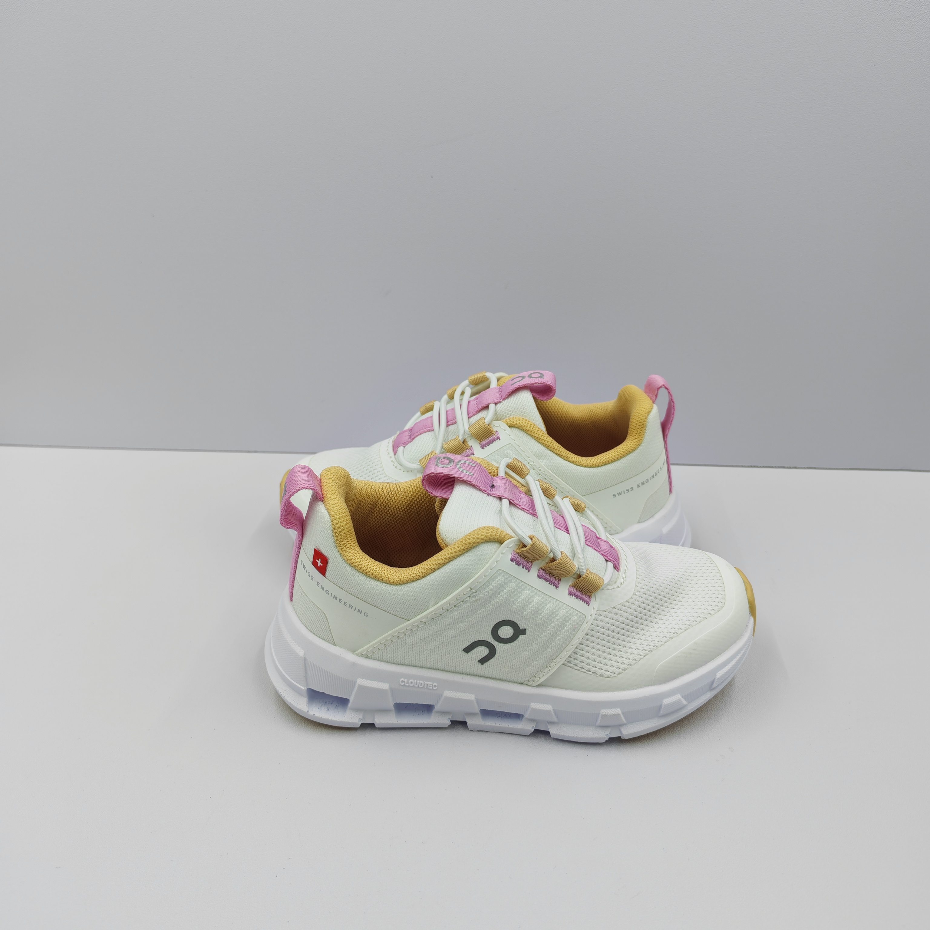 Basic Shoes Breathable L-s