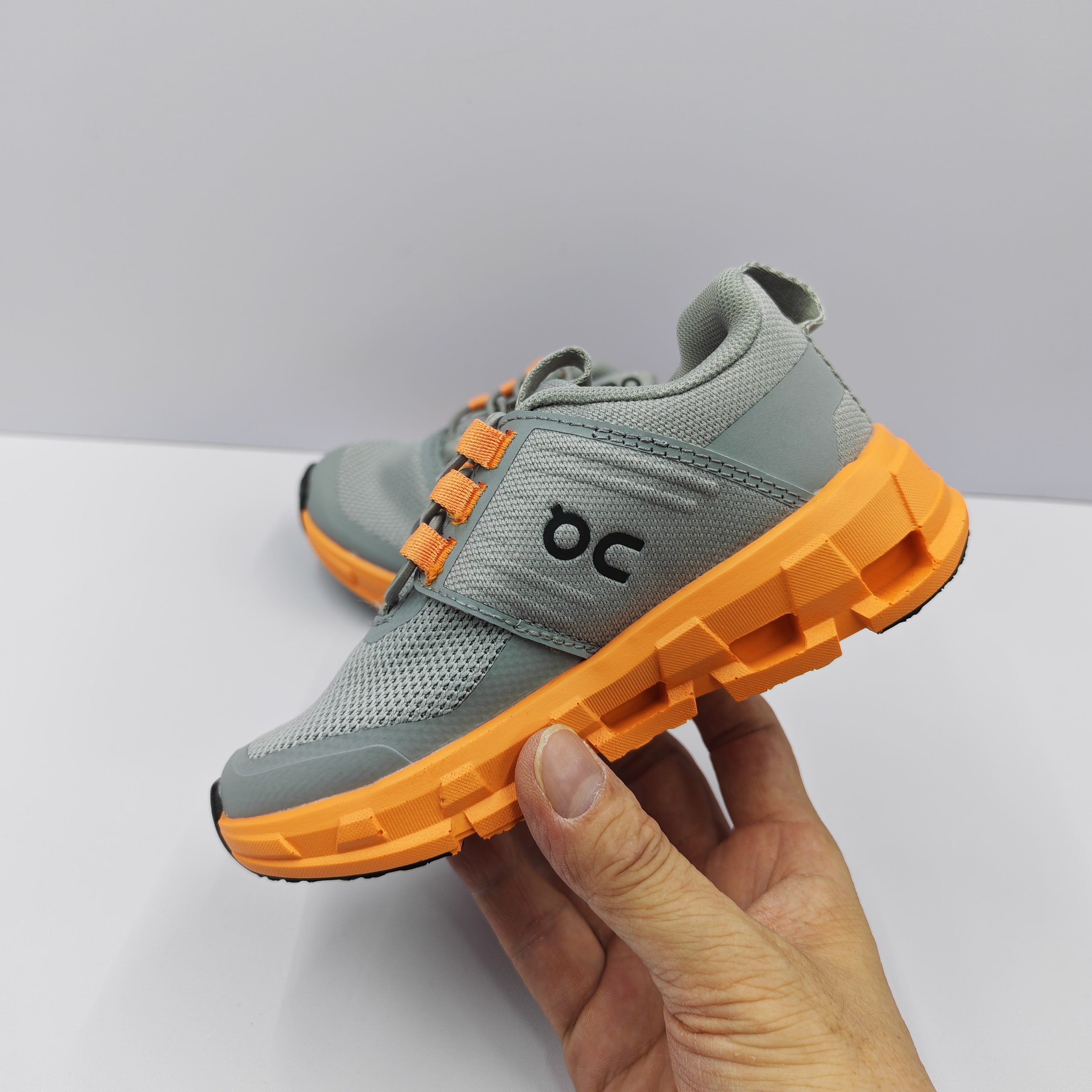 Basic Shoes Breathable L-s