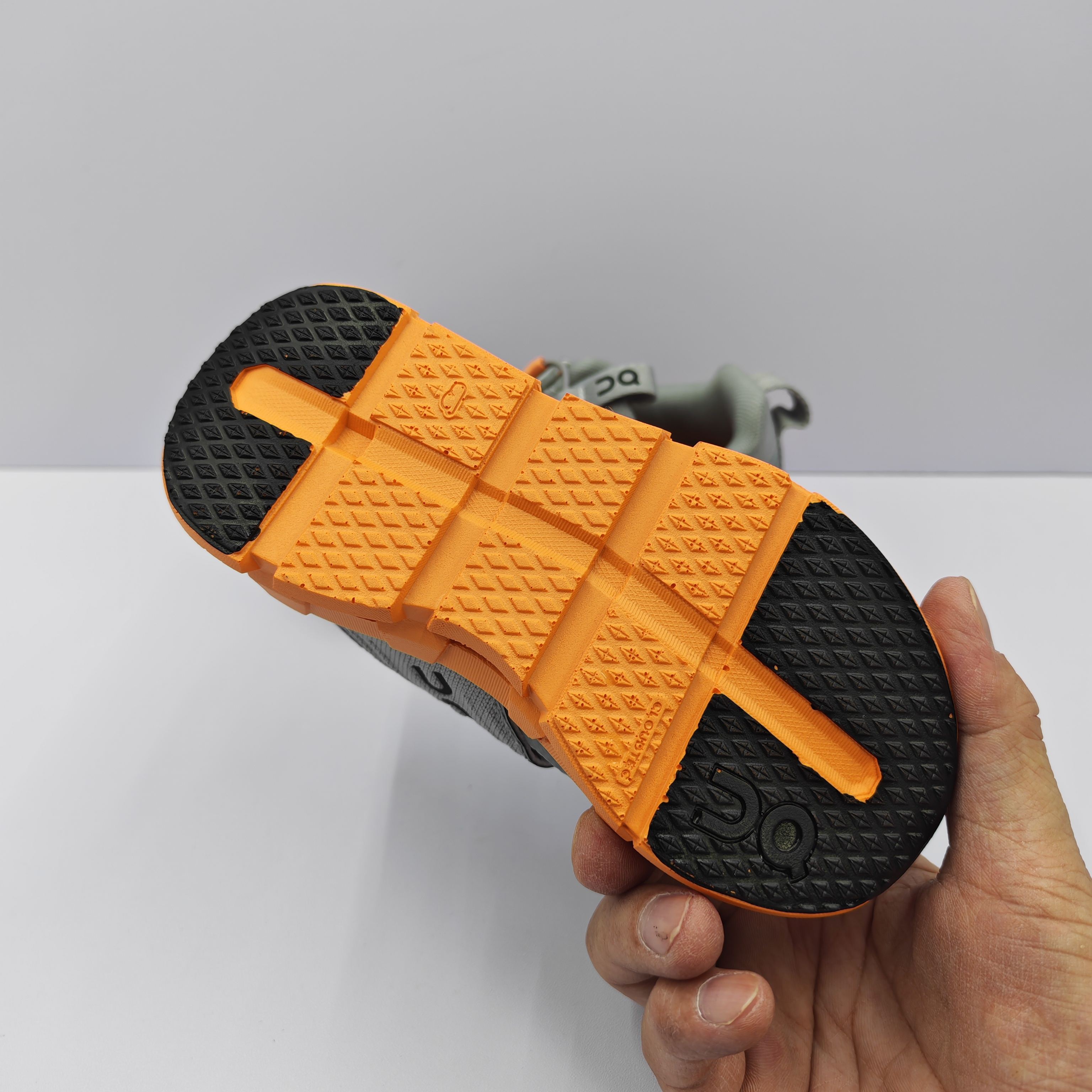 Basic Shoes Breathable L-s