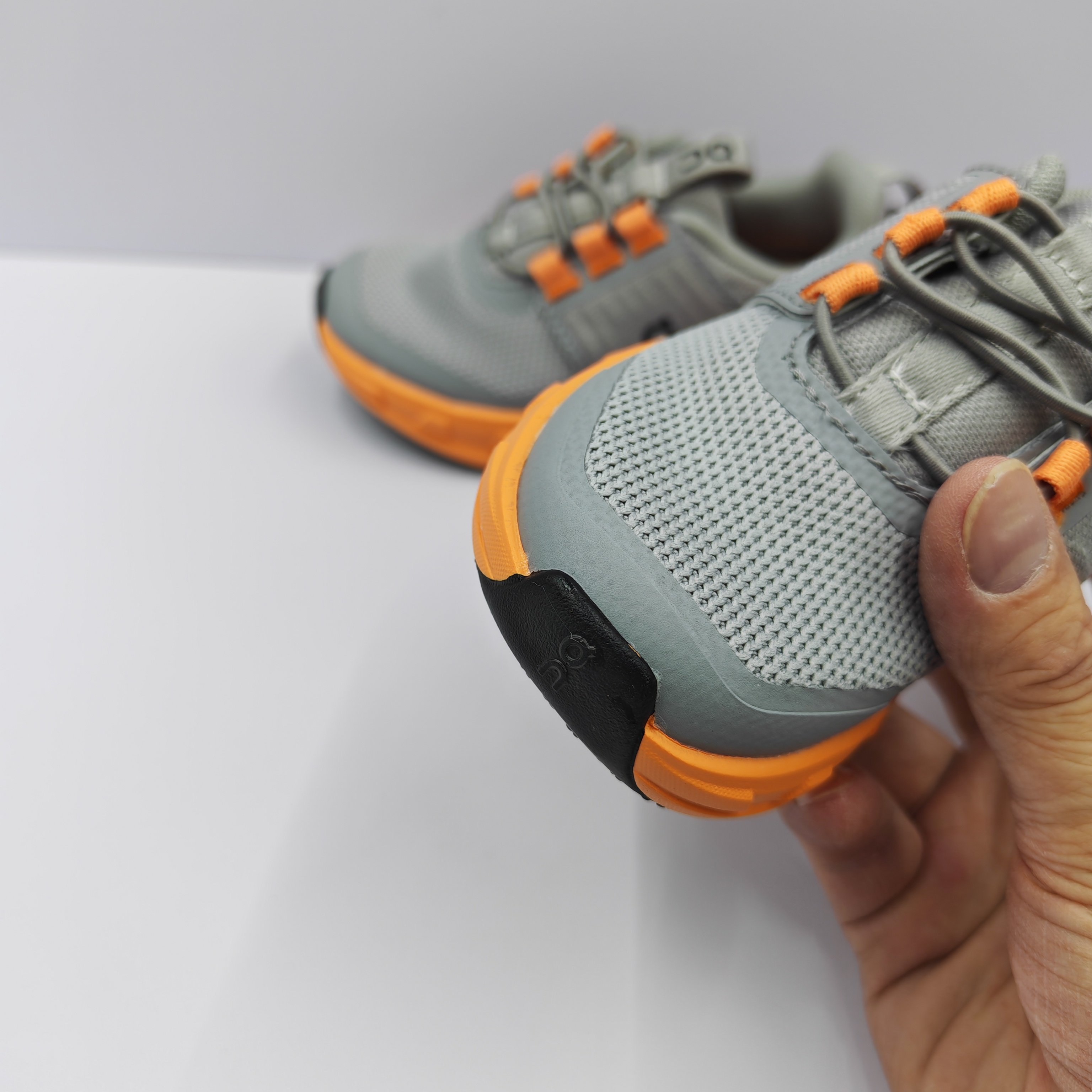 Basic Shoes Breathable L-s