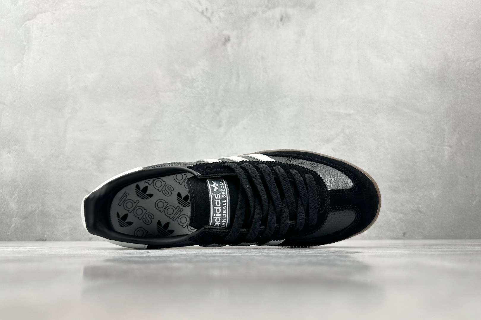 Basic Shoes Black L-s