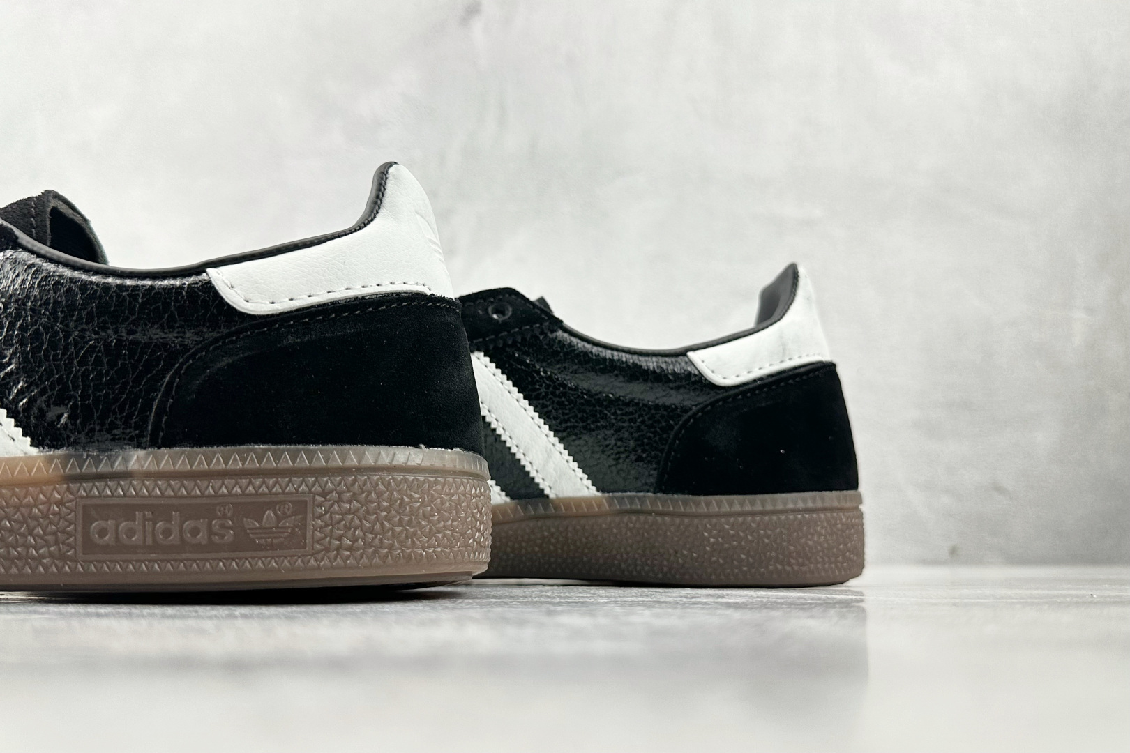 Basic Shoes Black L-s