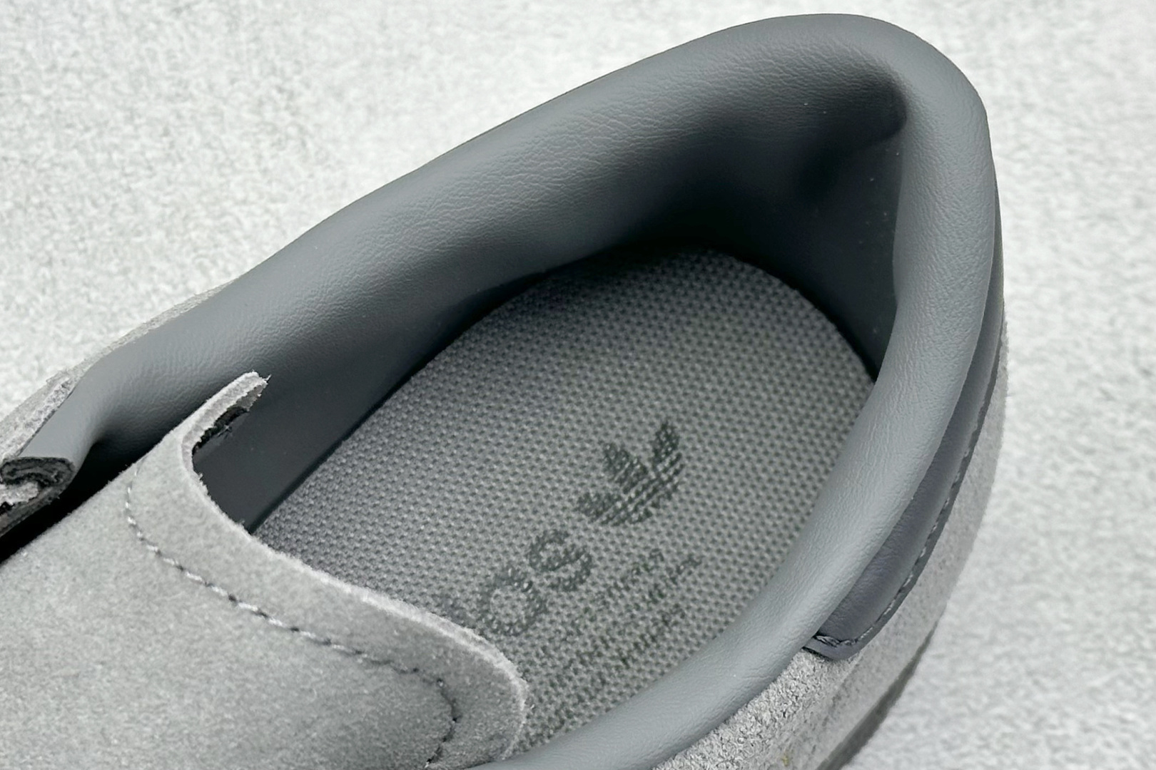 Adidas Board Shoes L-s