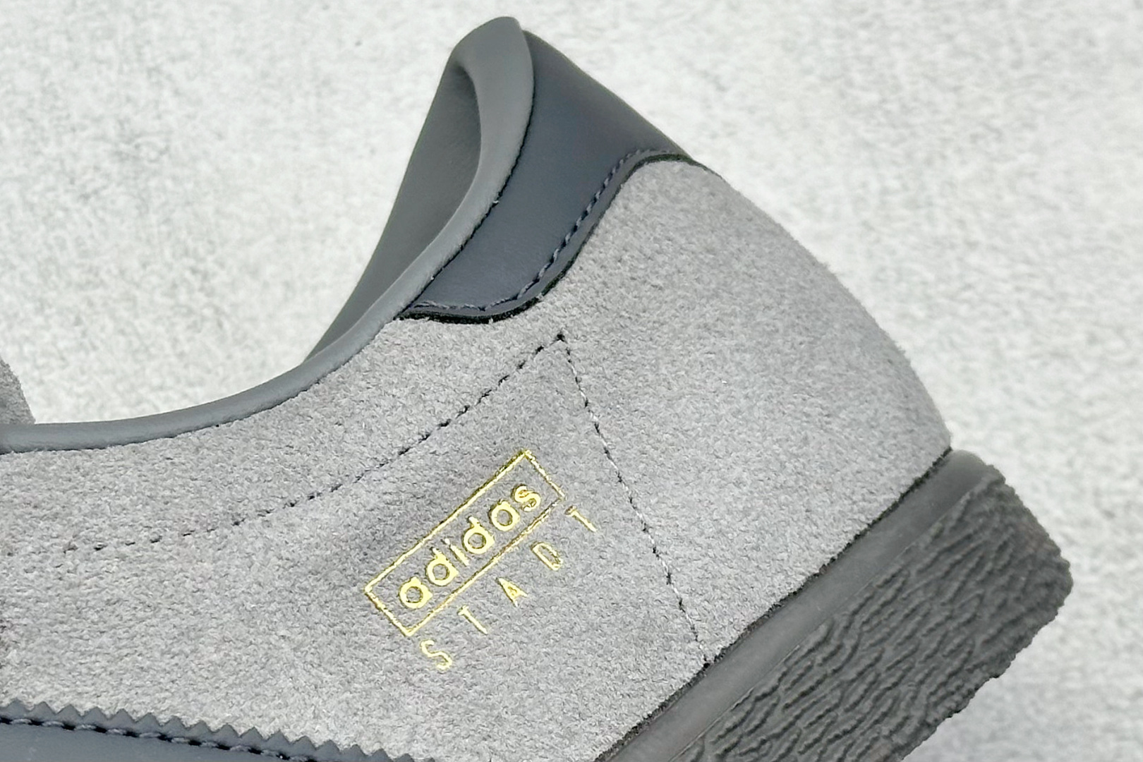 Adidas Board Shoes L-s