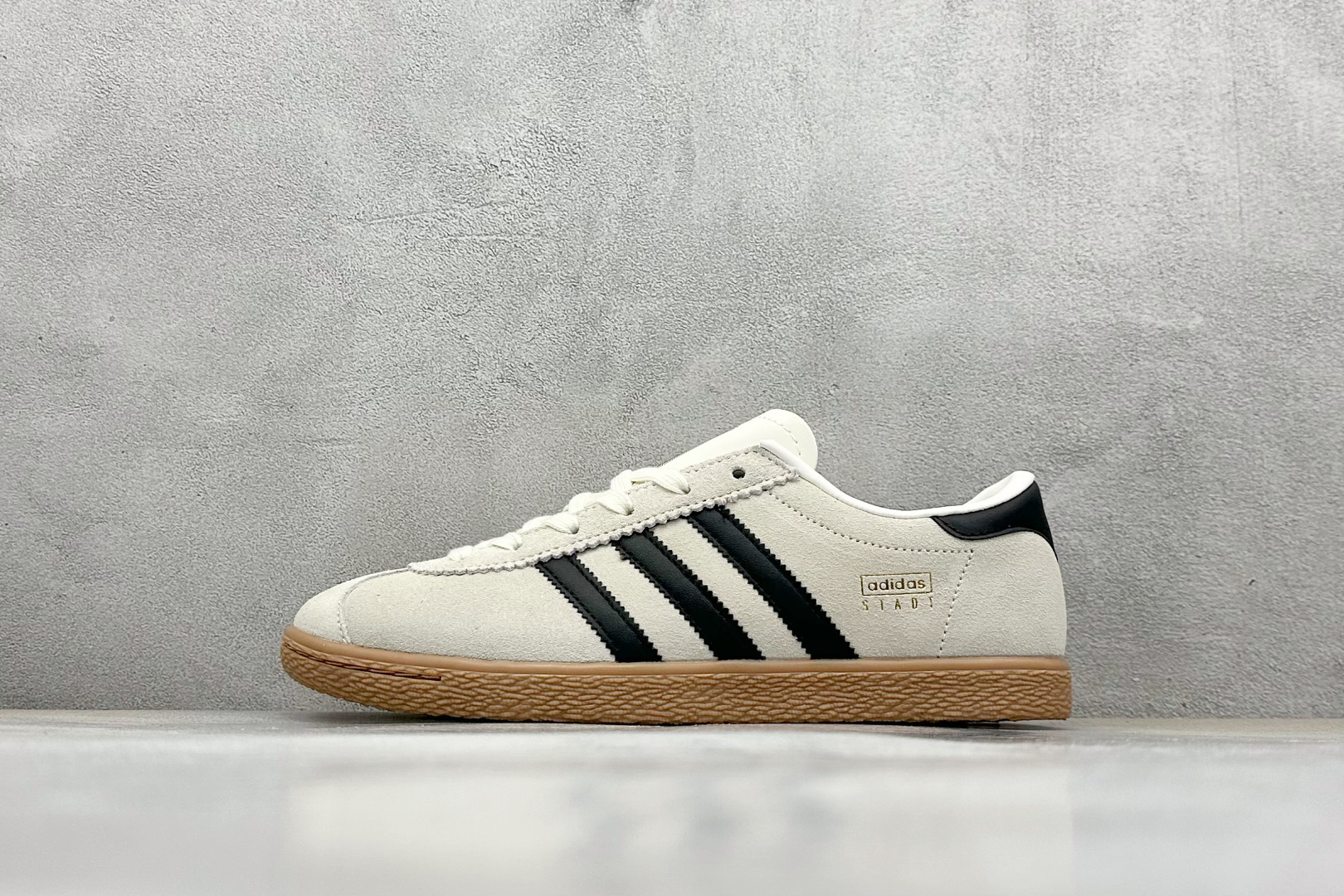 Adidas Board Shoes L-s