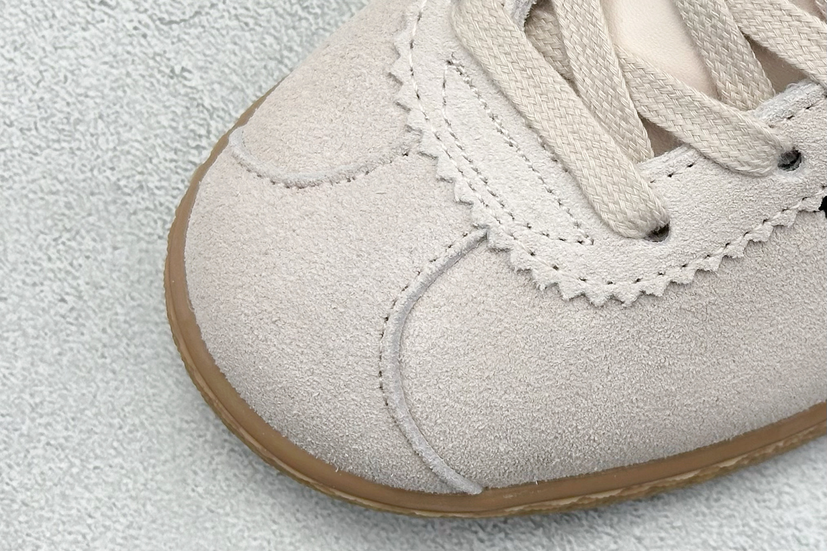 Adidas Board Shoes L-s