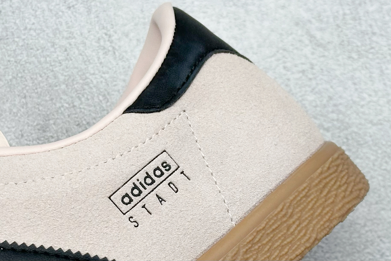 Adidas Board Shoes L-s