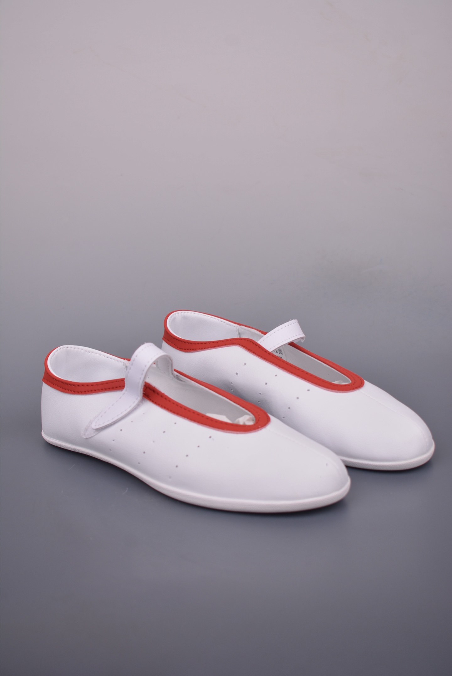 Balenciaga Basic Shoes M-l-s