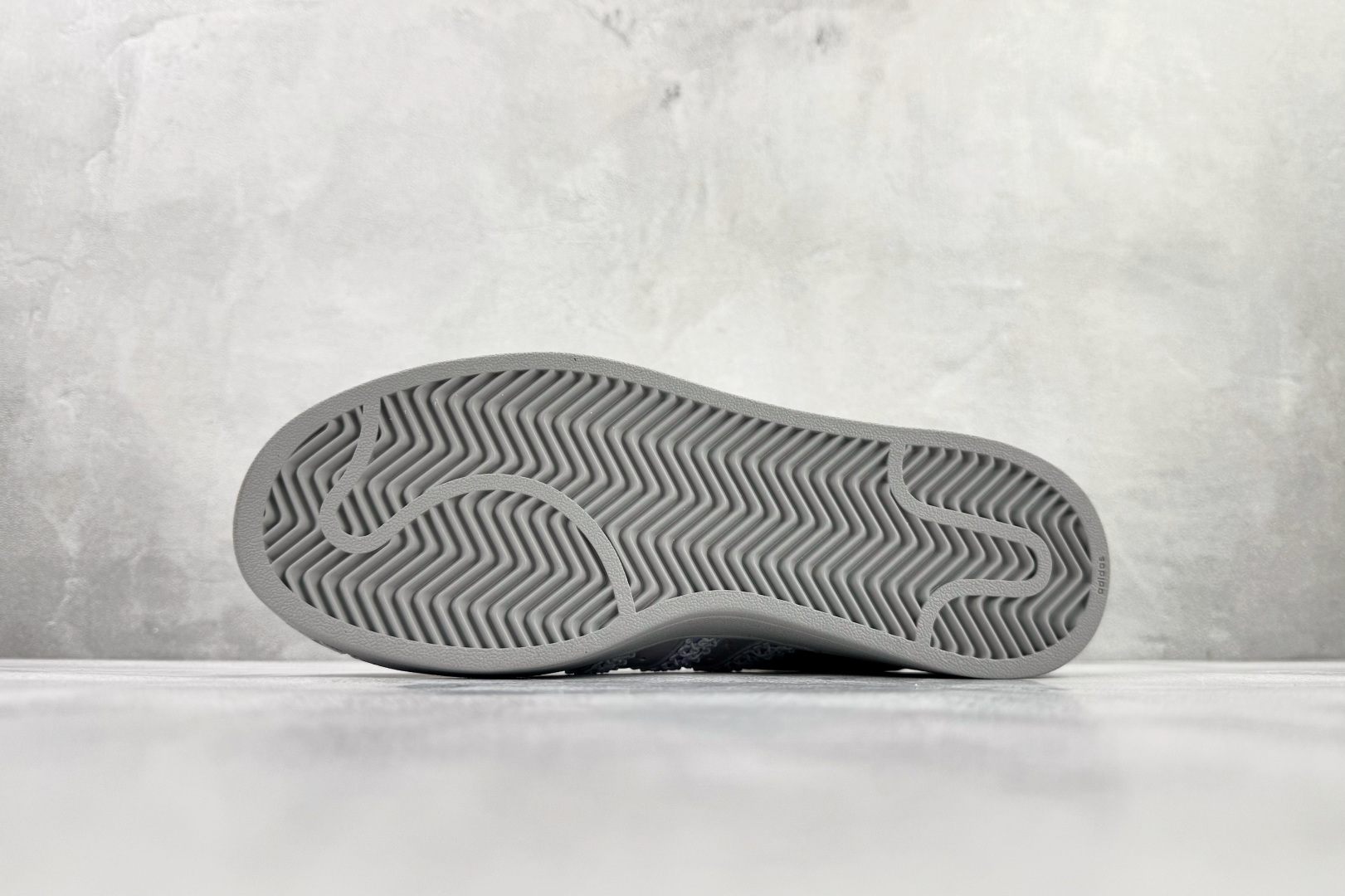 Basic Shoes Gray L-s