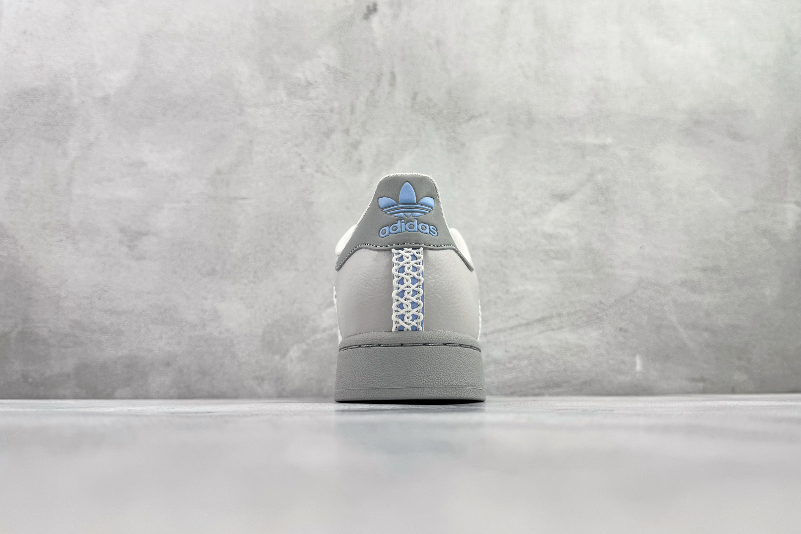 Basic Shoes Gray L-s