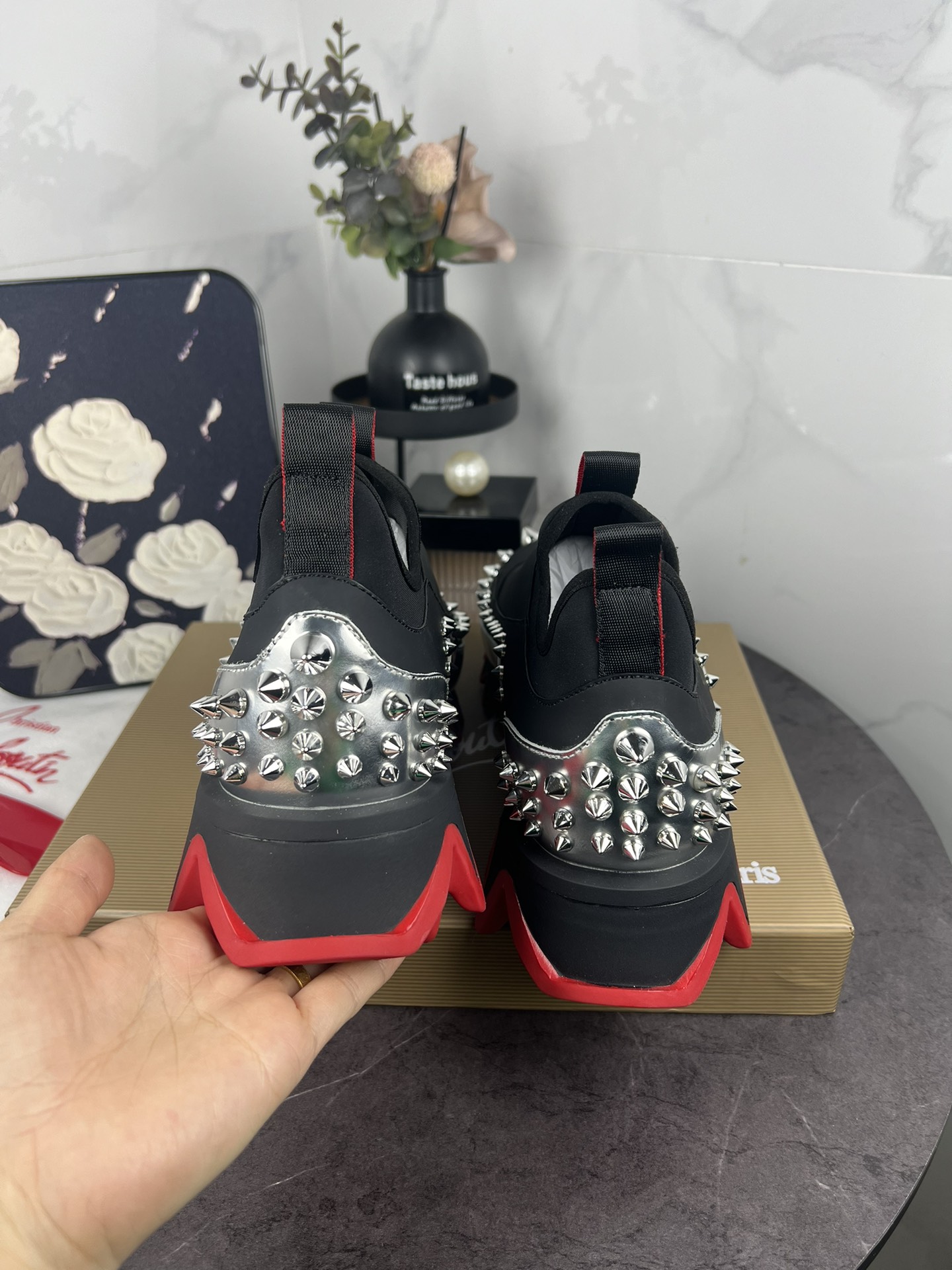 Couple Basic Shoes Breathable L