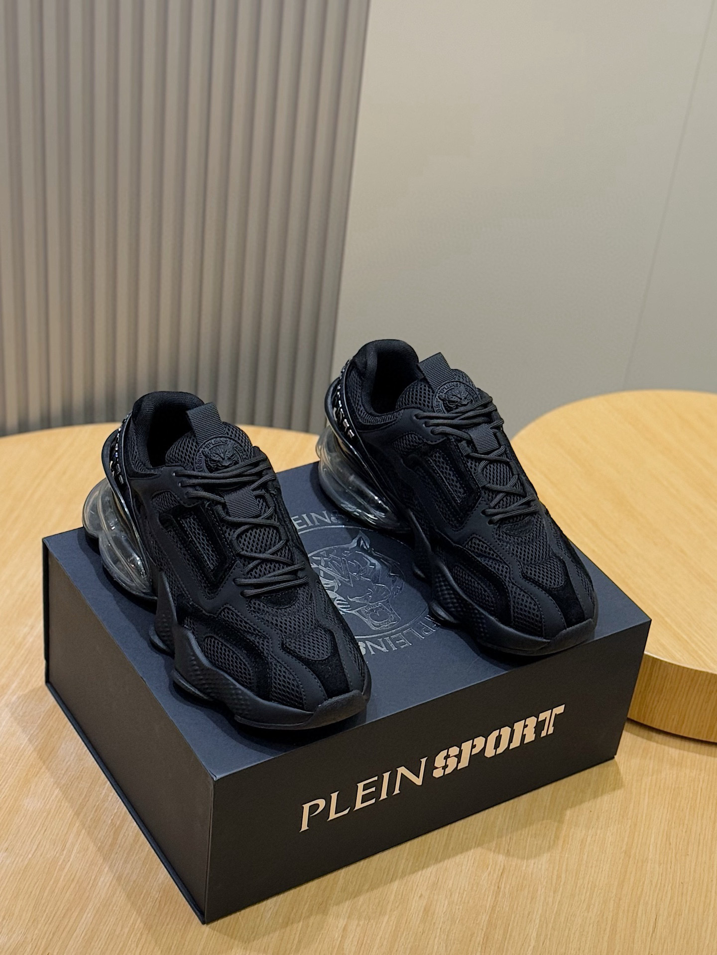 Male Basic Shoes Mesh Breathable L-s