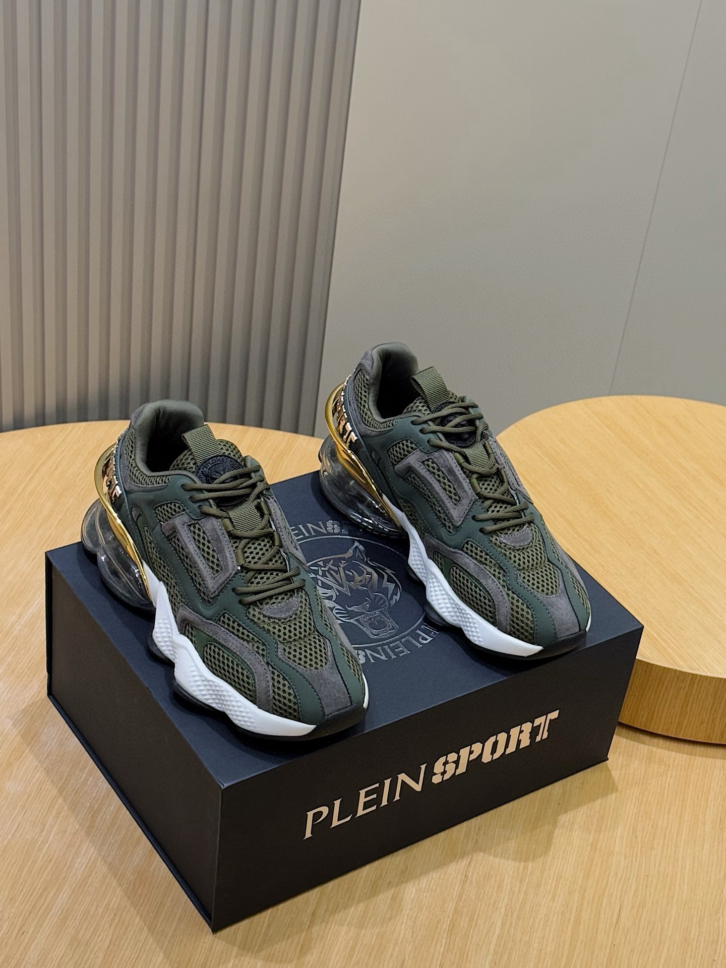 Male Basic Shoes Mesh Breathable L-s