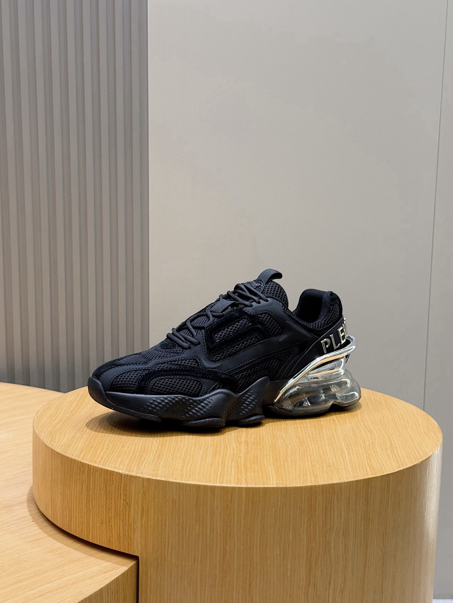 Male Basic Shoes Mesh Breathable L-s