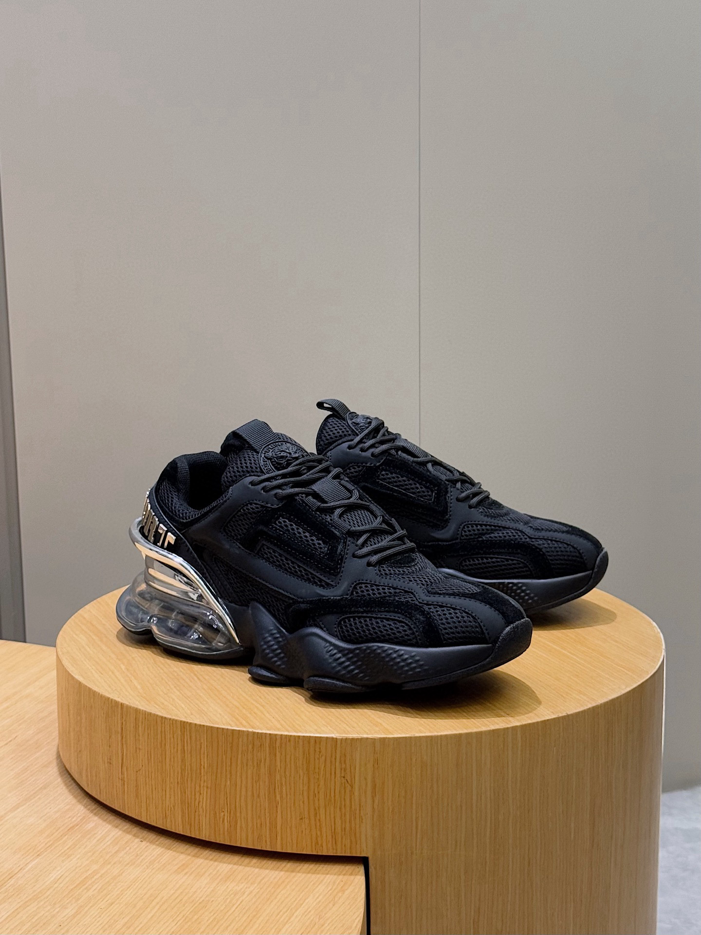 Male Basic Shoes Mesh Breathable L-s