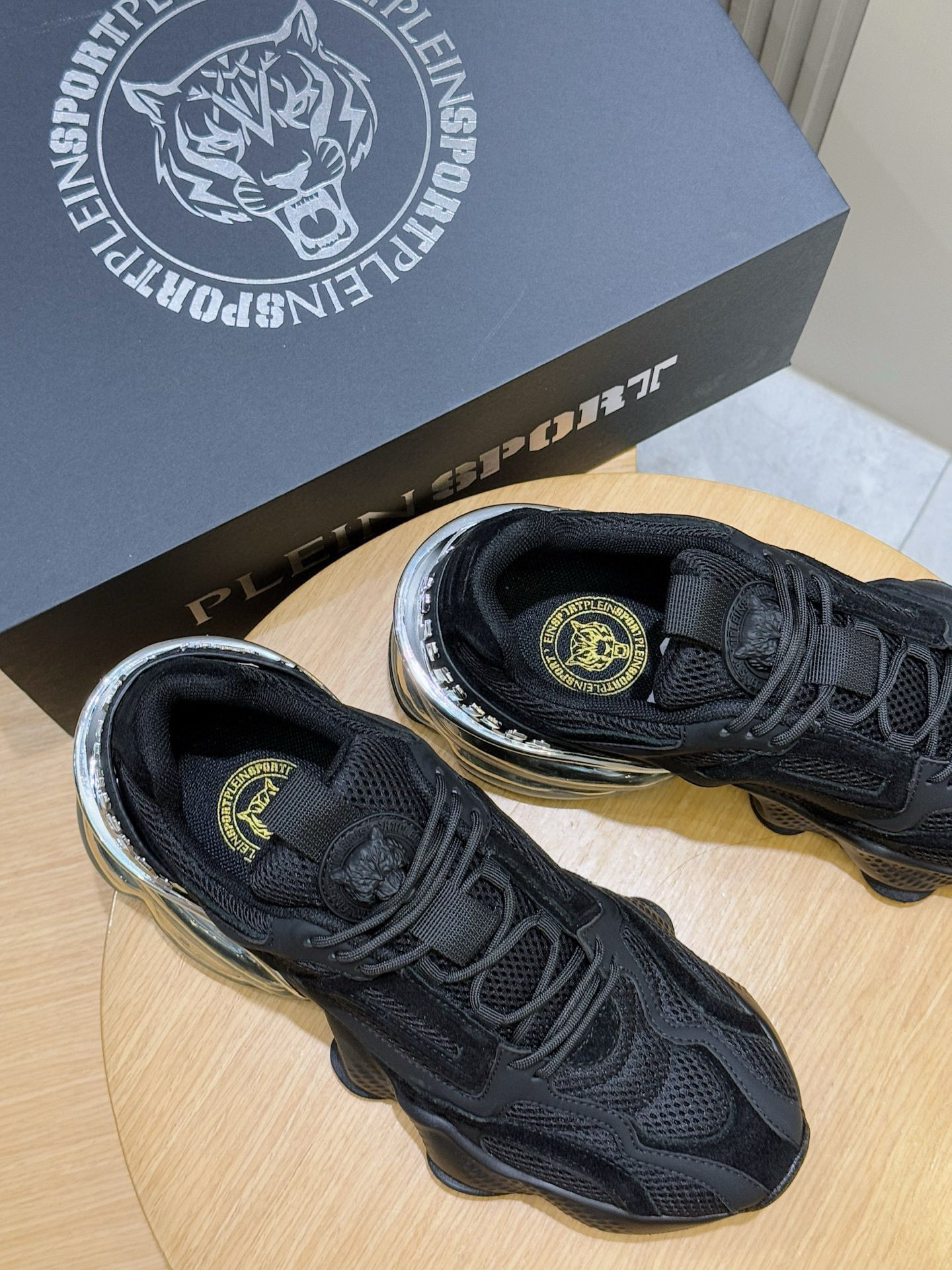 Male Basic Shoes Mesh Breathable L-s