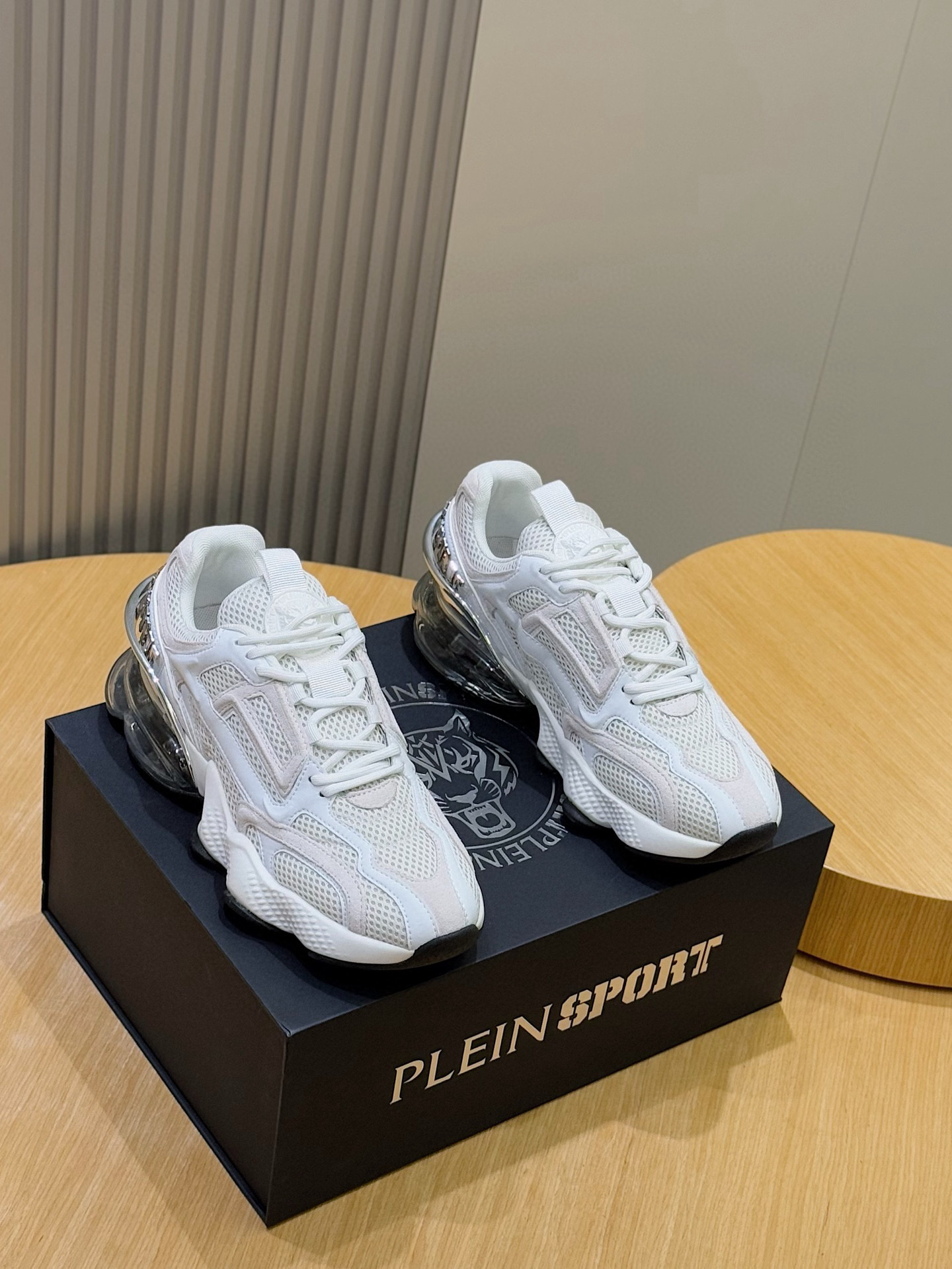 Male Basic Shoes Mesh Breathable L-s