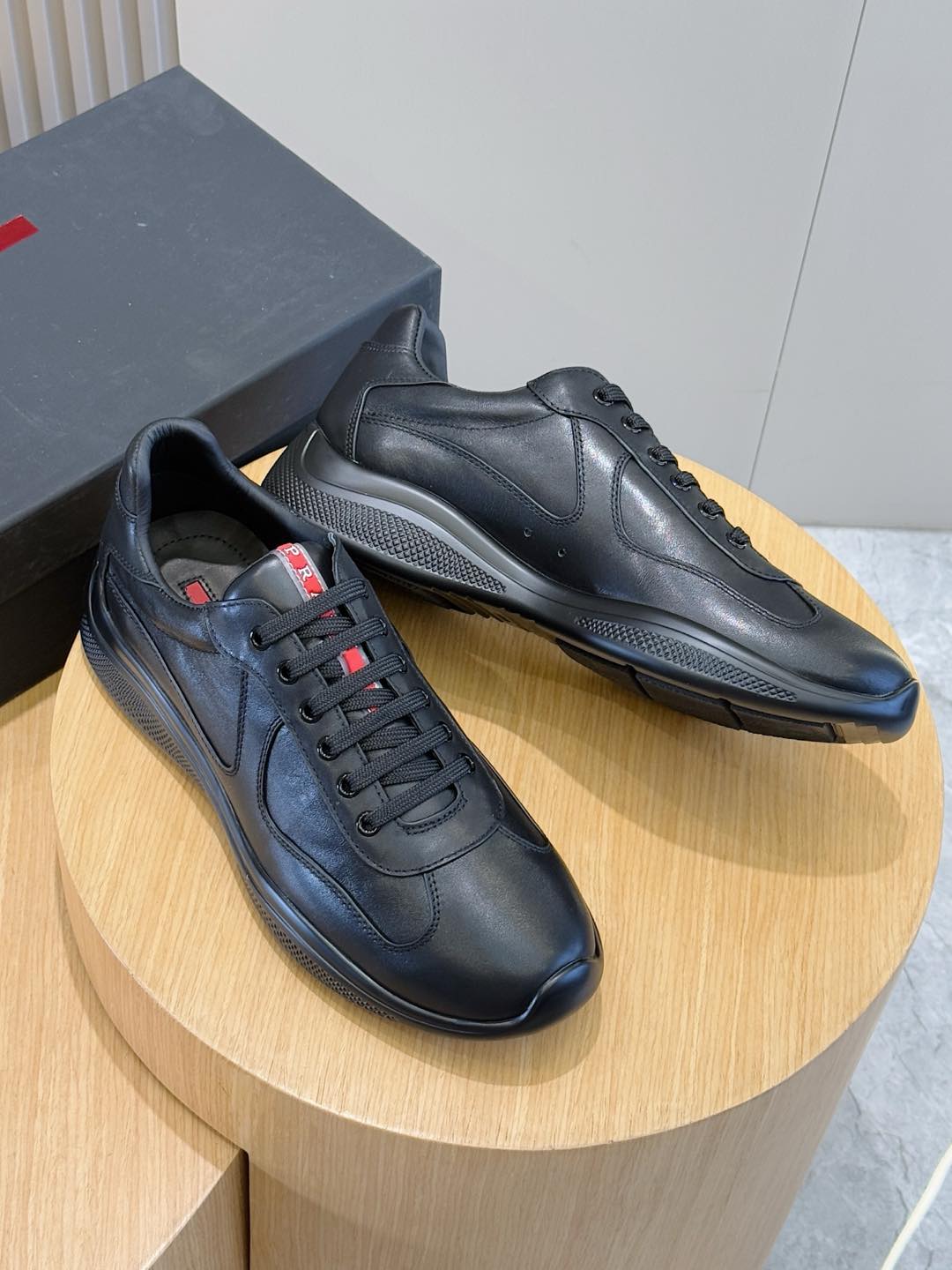 Adidas Prada Sneakers M-s
