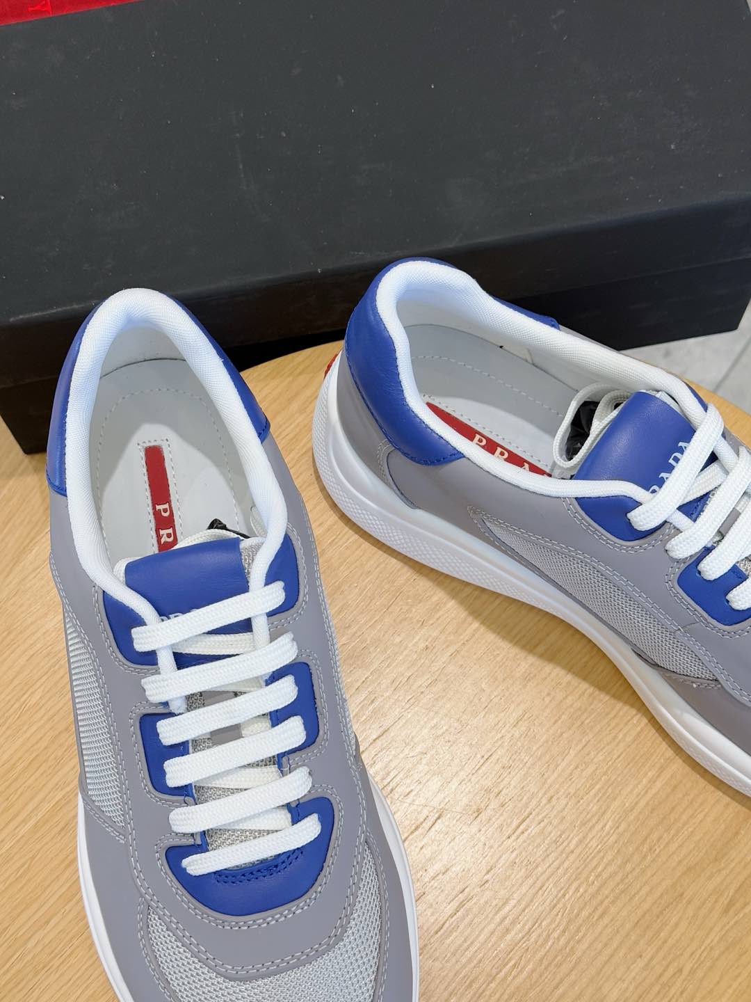 Adidas Prada Sneakers M-s