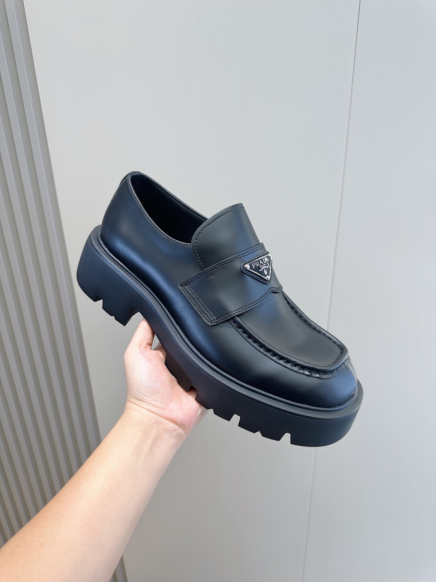 Prada Loafers Cow Leather M-s