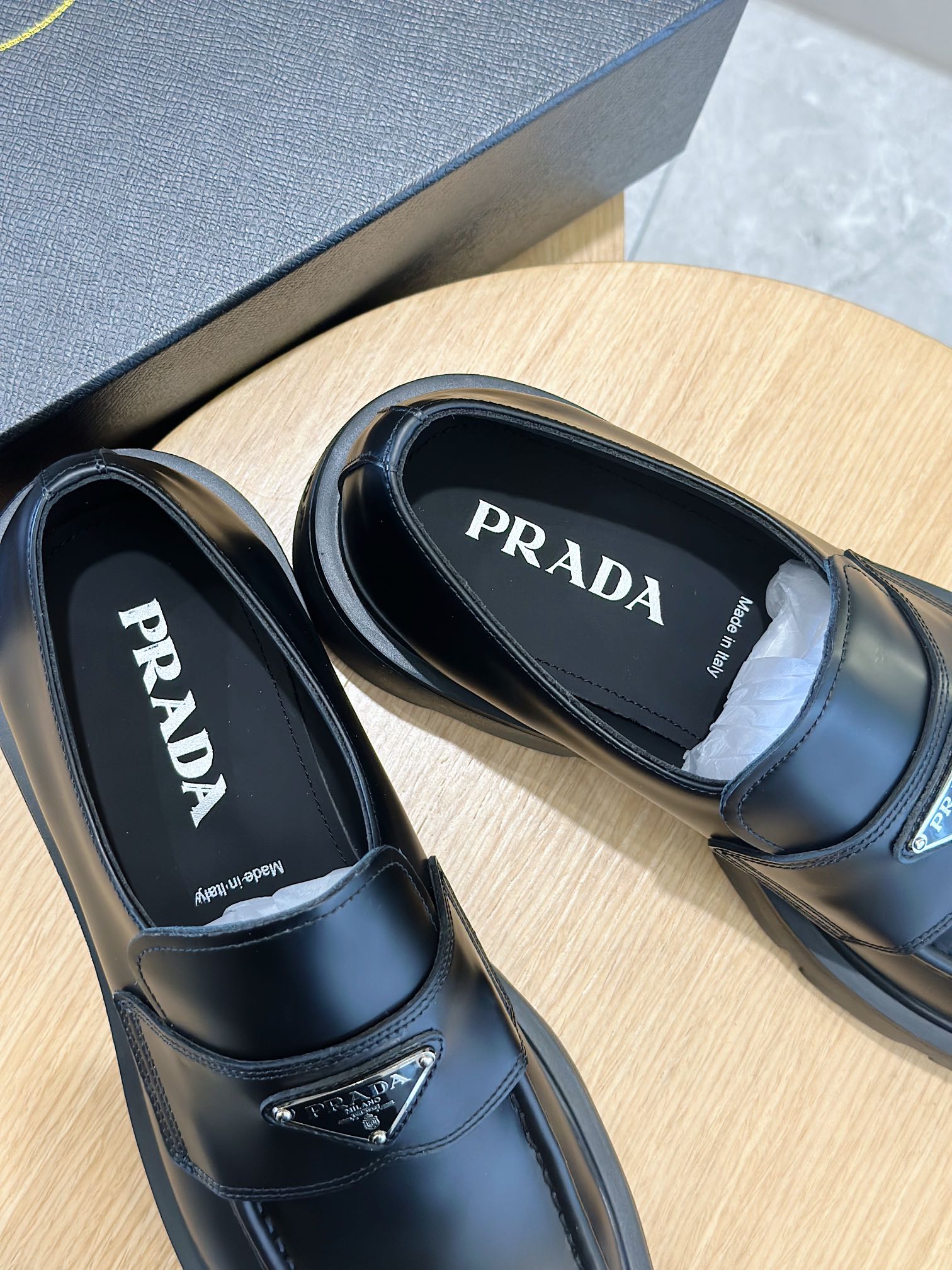 Prada Loafers Cow Leather M-s