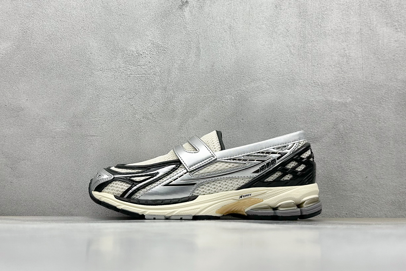 New Balance Sneakers Shock Absorbing L