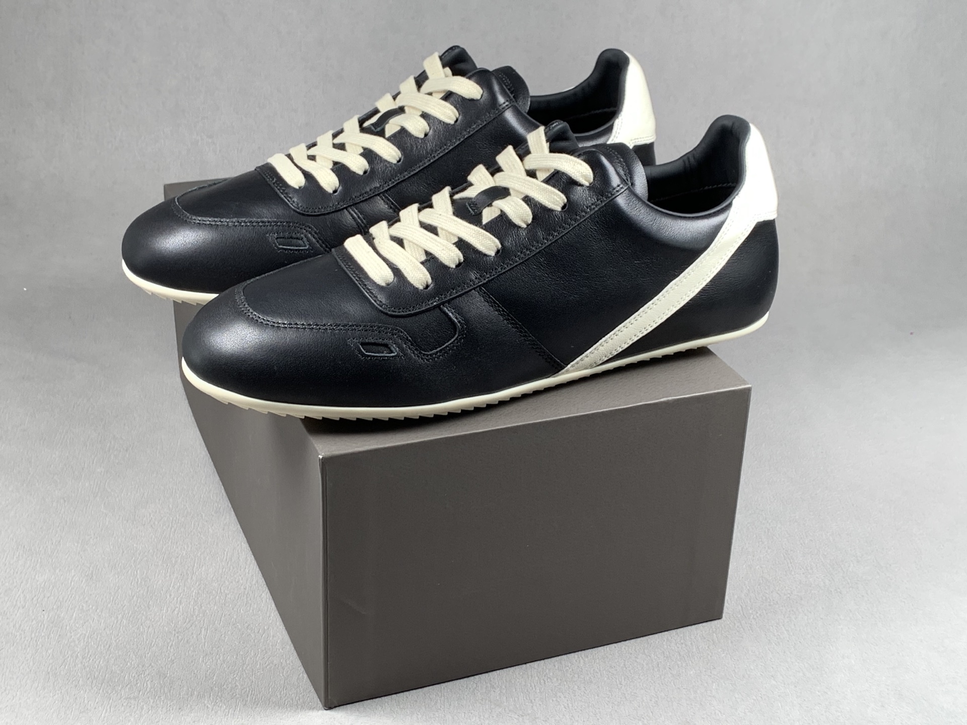 Calvin Klein Louis Vuitton Rick Owens Sneakers Black M-l-s